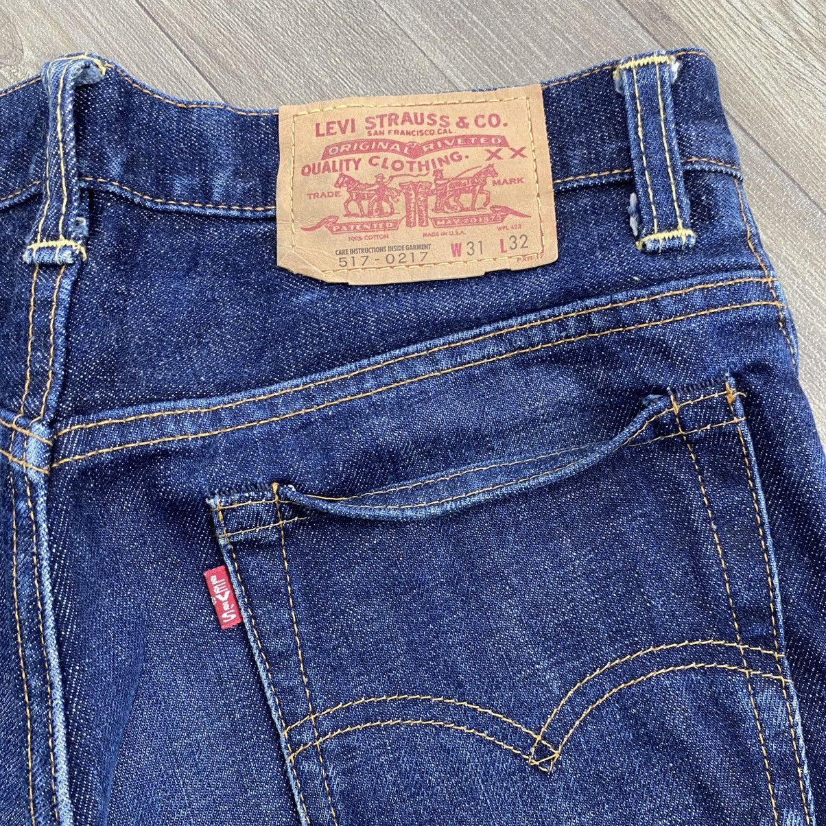 Levi's Vintage Clothing 1990s Vintage Levis 517 USA Bell Button Bootcut Flared Jeans Size US 31 - 19 Thumbnail