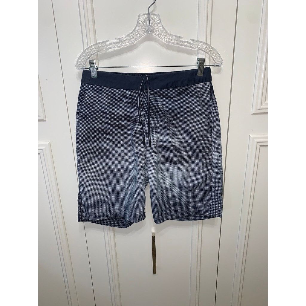 Lululemon Lululemon Men's Swim Shorts Gray Size 32 with Drawstring Size US 32 / EU 48 - 1 Thumbnail
