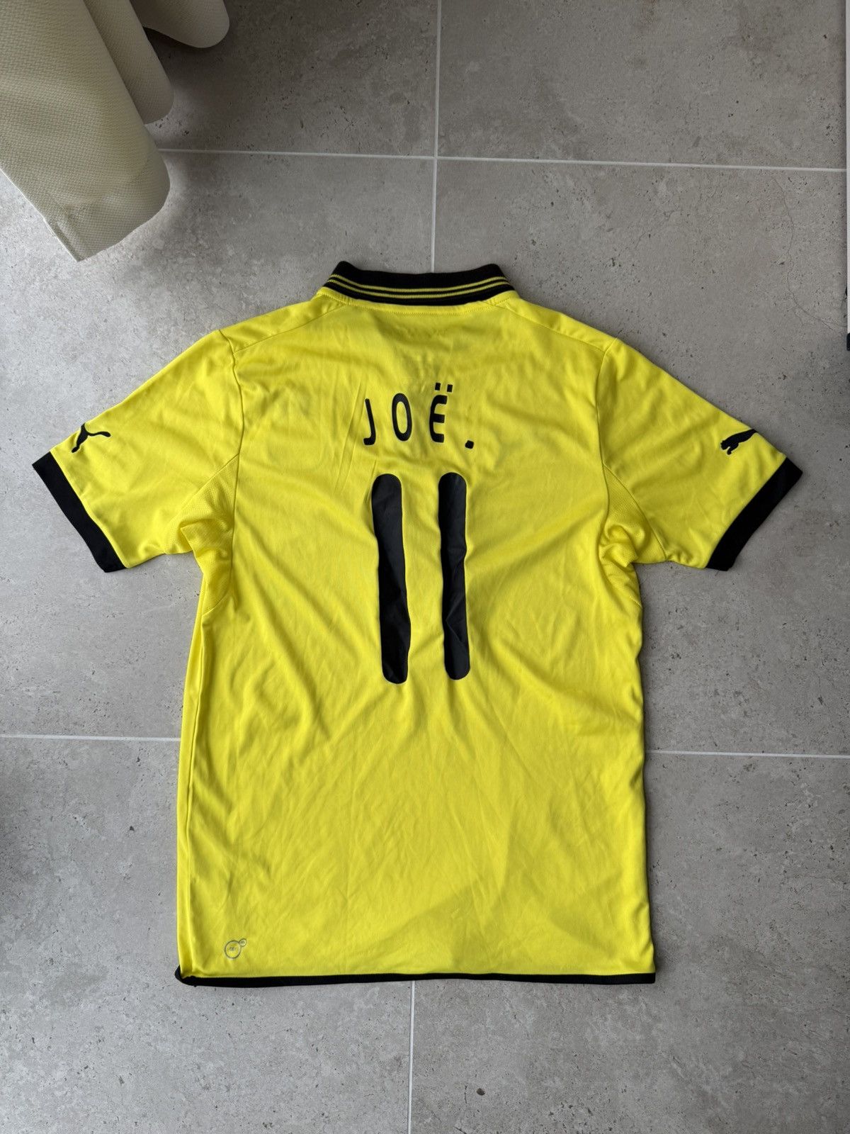 Puma Puma Borussia Dortmund Soccer Jersey Streetwear Rare Size US S / EU 44-46 / 1 - 2 Thumbnail