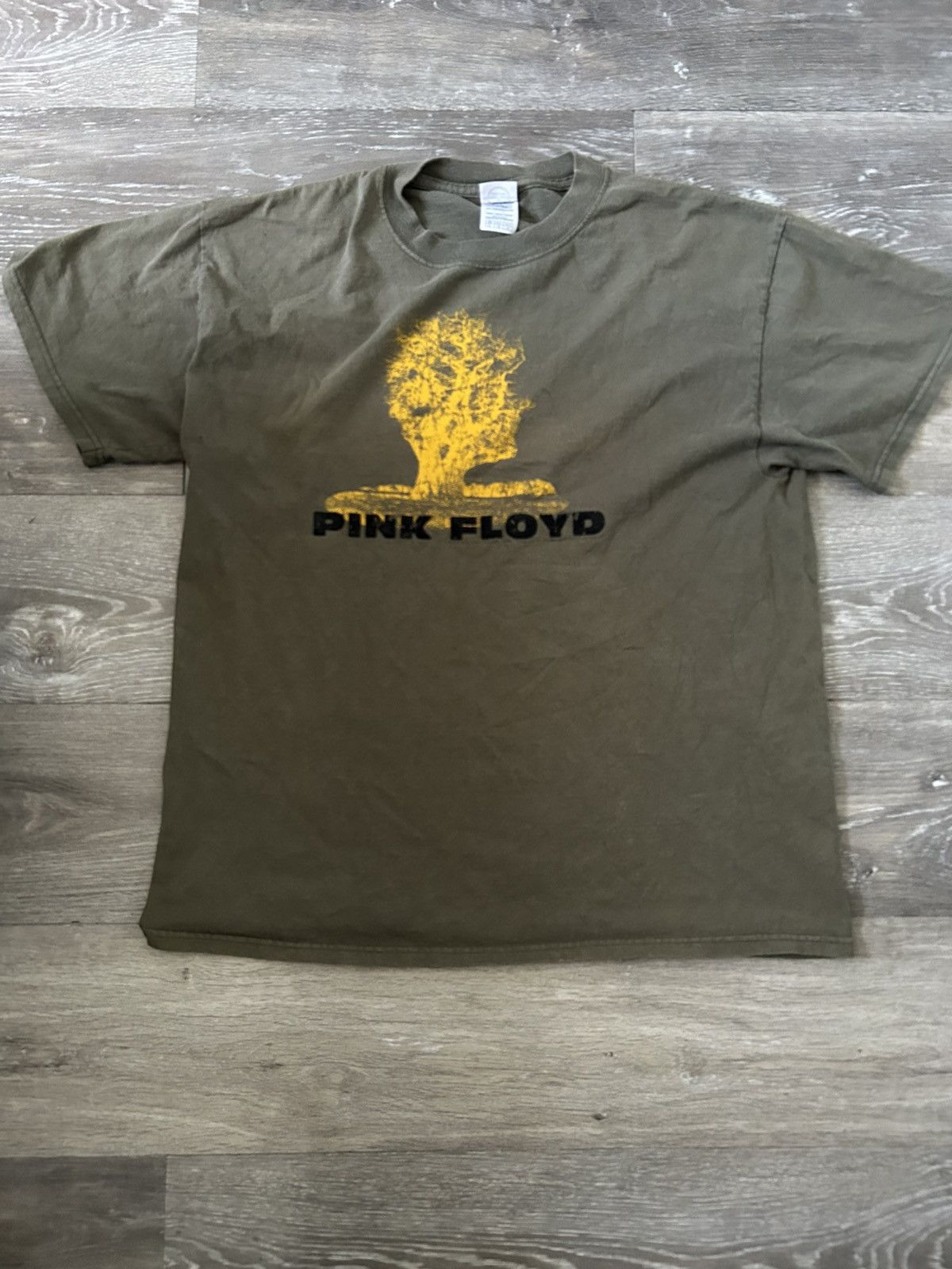 Delta Vintage Pink Floyd Shirt Mens Large Rock Band Tee USA MADE Size US L / EU 52-54 / 3 - 1 Thumbnail
