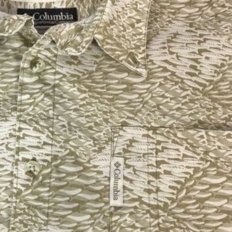 Columbia Columbia Tan Beige Fish Print Button Down Shirt Large Size US L / EU 52-54 / 3 - 2 Thumbnail