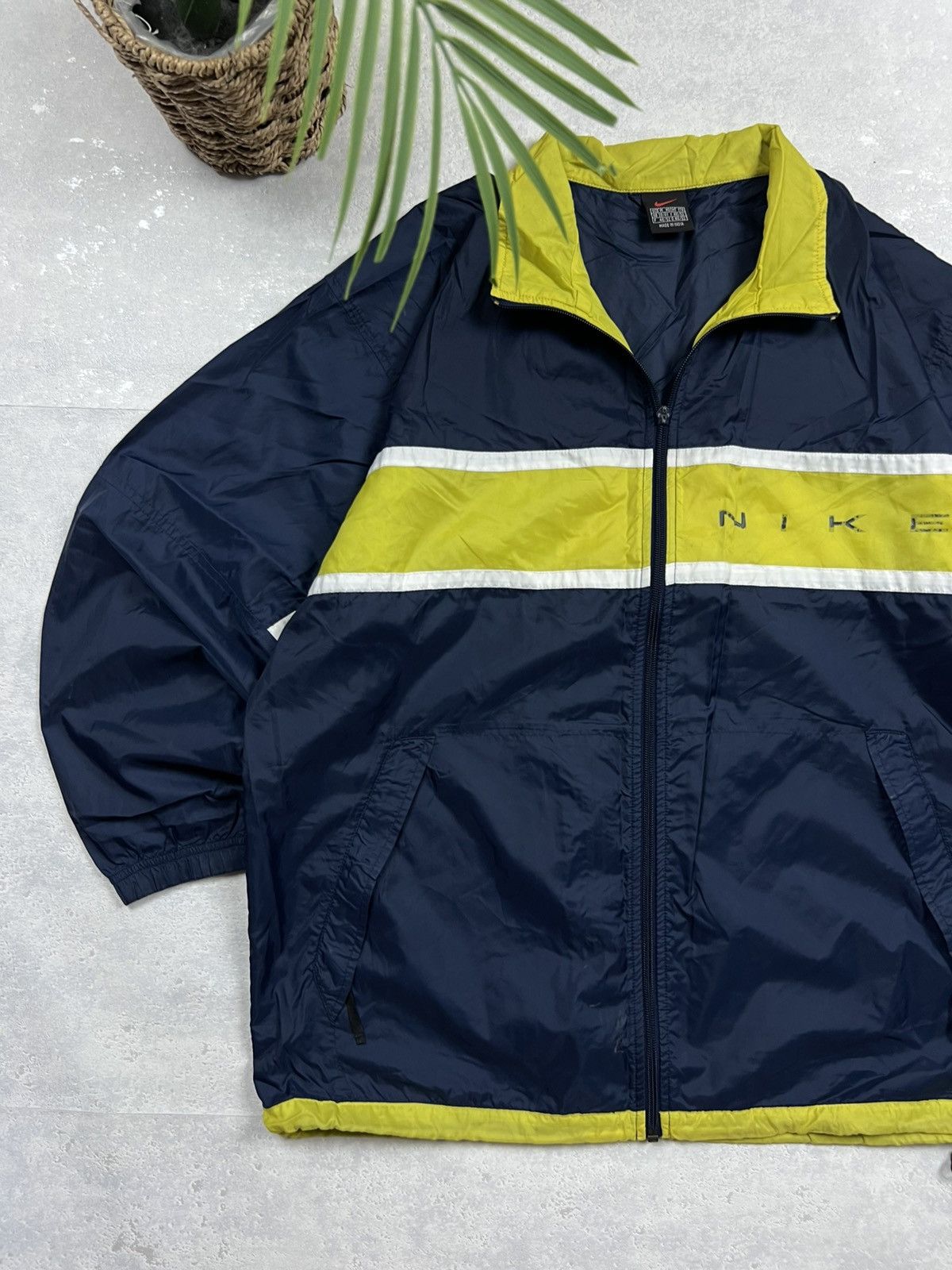 Nike 90s Nike Double Logo Vintage Y2K Oversized Nylon Jacket Size US L / EU 52-54 / 3 - 2 Thumbnail