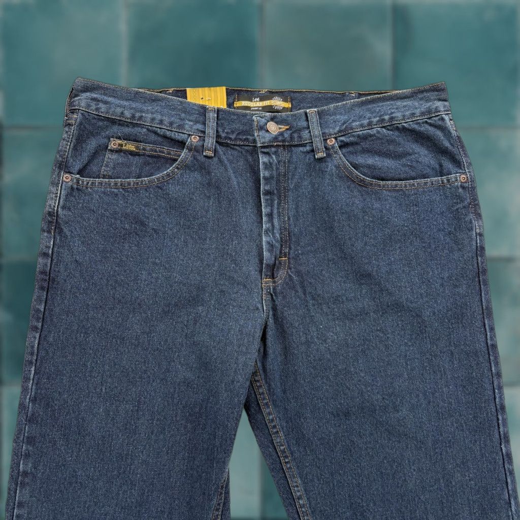 Lee Lee Regular Fit Jeans Mens 38x30 Blue Dark Wash Denim Straight Leg NWT Casual Size US 38 / EU 54 - 1 Thumbnail