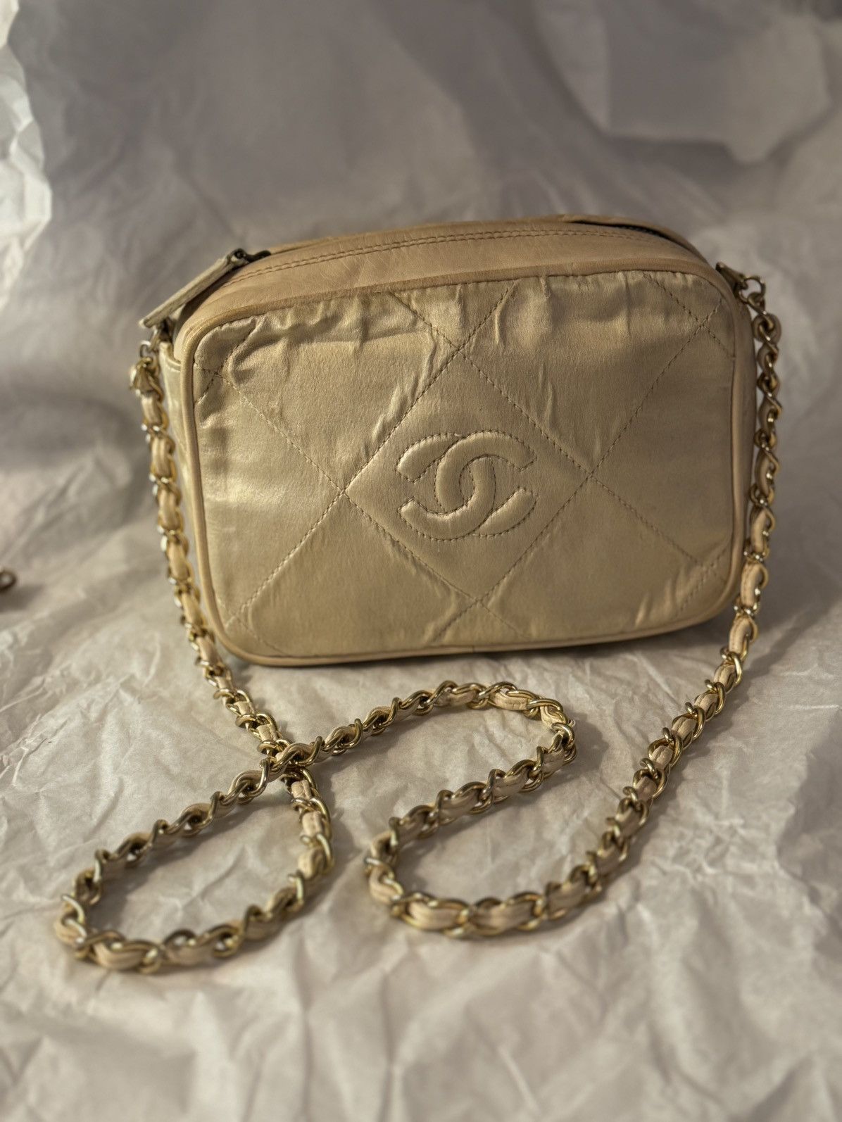 Chanel Vintage Chanel Crossbody Beige Stitched Leather Satin Bag Size ONE SIZE - 1 Thumbnail