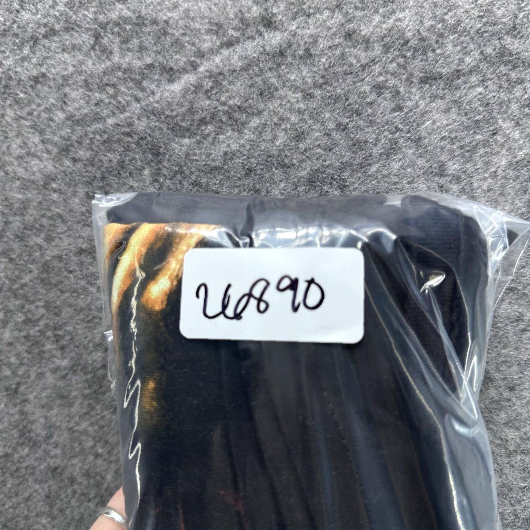 Olive XO Asia Live In Concert Shirt Mens L Black 2018 Tour Graphic Music Tee Size US L / EU 52-54 / 3 - 8 Thumbnail