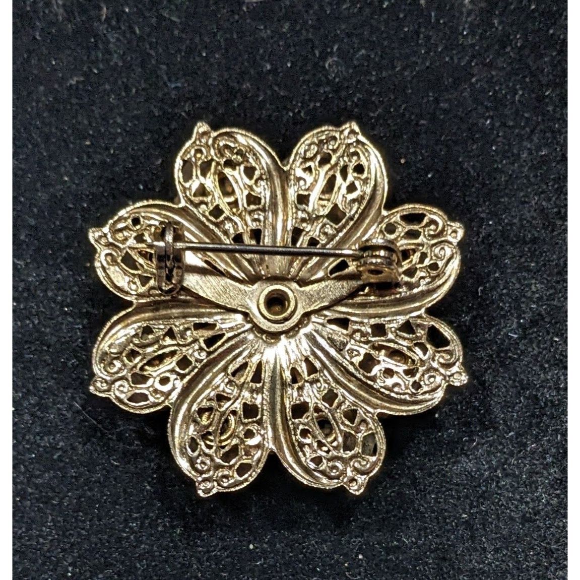 Other Vintage Vampire Red And Gold Tone Floral Gemmed Brooch Size ONE SIZE - 5 Thumbnail