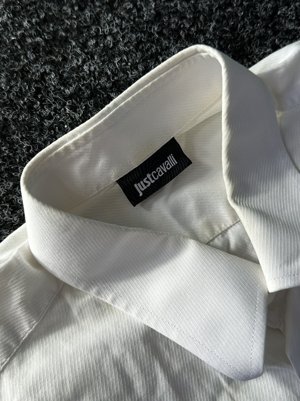 Just Cavalli × Vintage RARE🚨 Just Cavalli WHITE embroidered logo Shirt old money Size US M / EU 48-50 / 2 - 5 Thumbnail