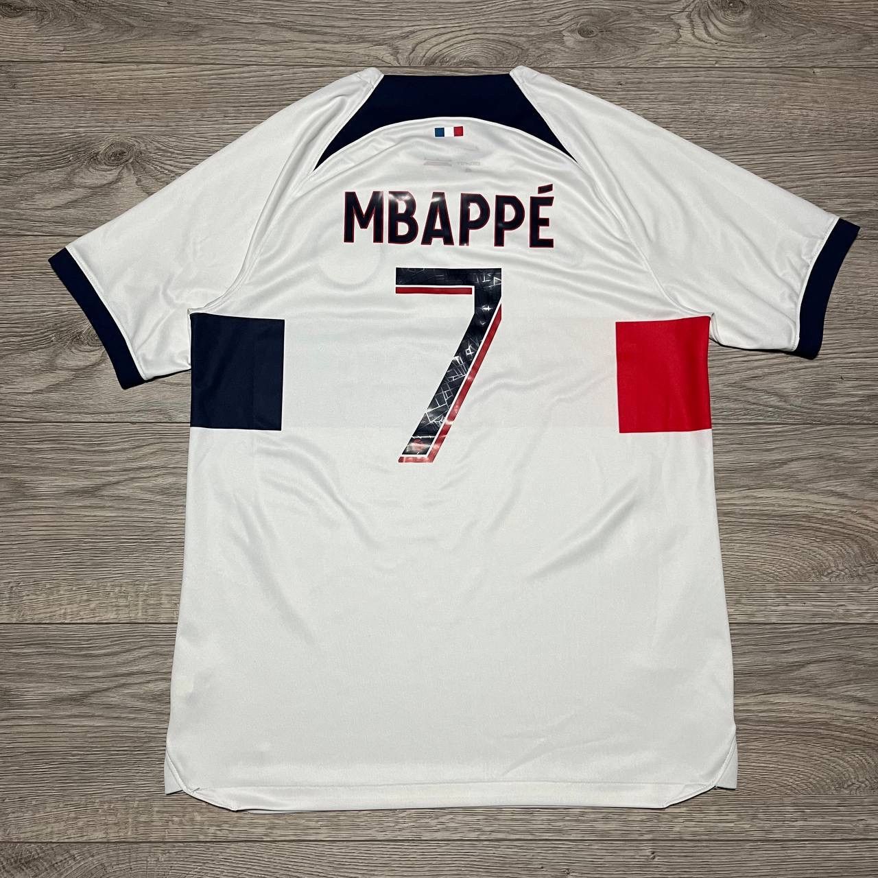 Nike Paris Saint Garment Mbappe #7 Nike Jersey Size US M / EU 48-50 / 2 - 1 Thumbnail