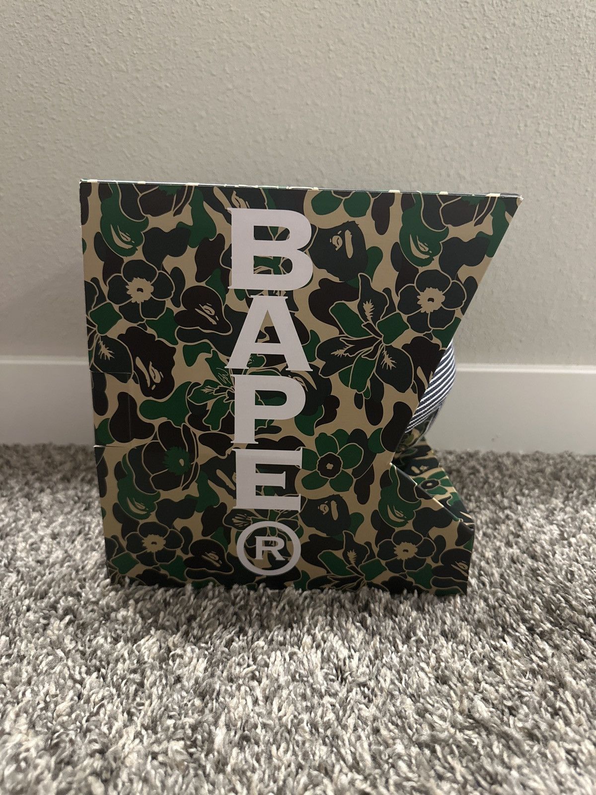 Bape Bape x Sean Wotherspoon Retro Ball Cushion Size ONE SIZE - 3 Thumbnail