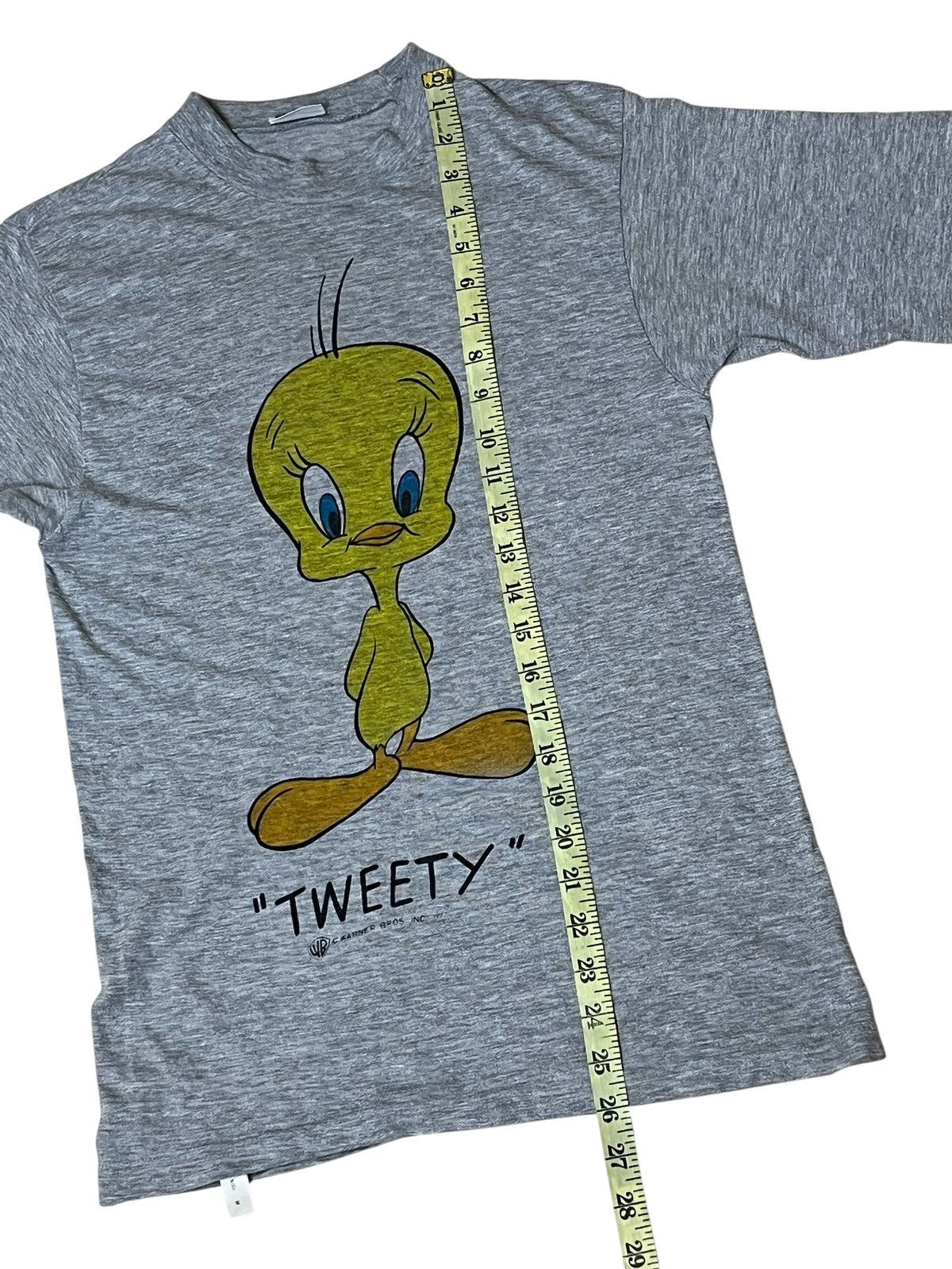 Vintage Rare🔥Vintage 70s TWEETY warner bros tee shirts Size US L / EU 52-54 / 3 - 12 Thumbnail