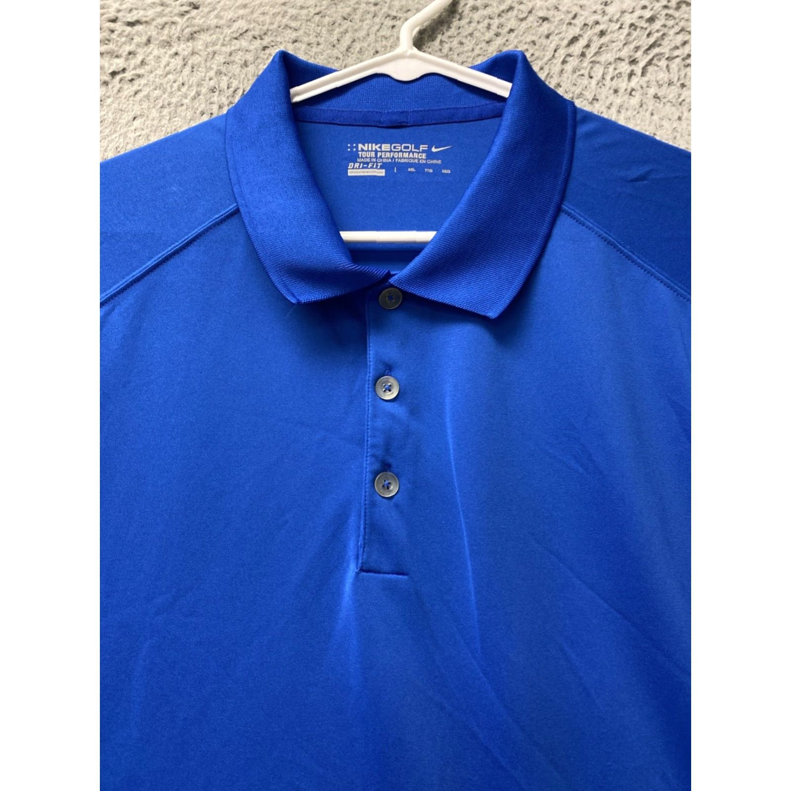 Nike VINTAGE Nike Golf Dri-Fit Blue Polo Mens 2XL Adult Regular Short Sleeve Collared Shirt Men Nike Golf Polo Blue 2XL Mens Size US XXL / EU 58 / 5 - 3 Thumbnail