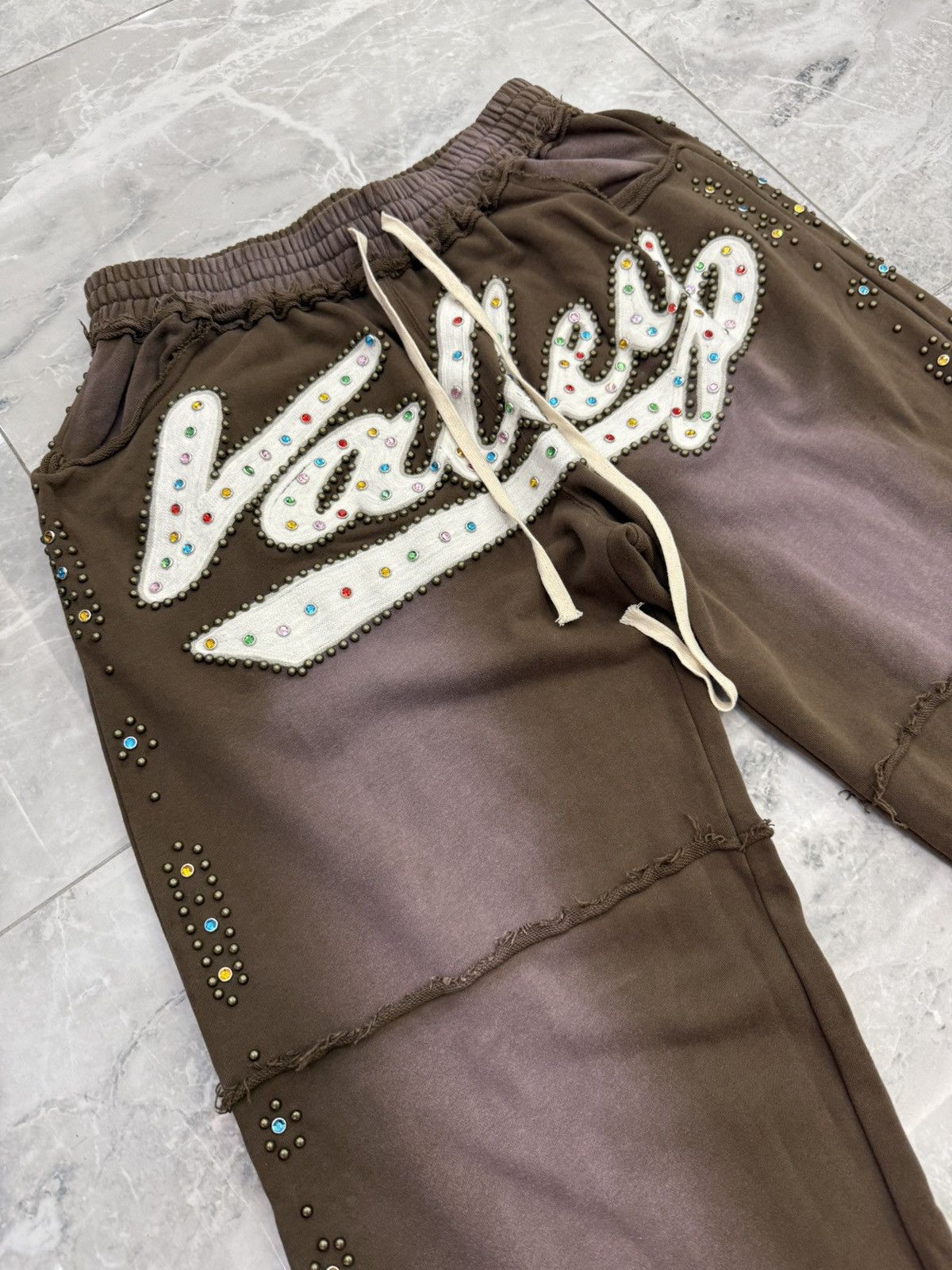 Vale Valley Skittle Sweatpants Size US 31 - 2 Thumbnail