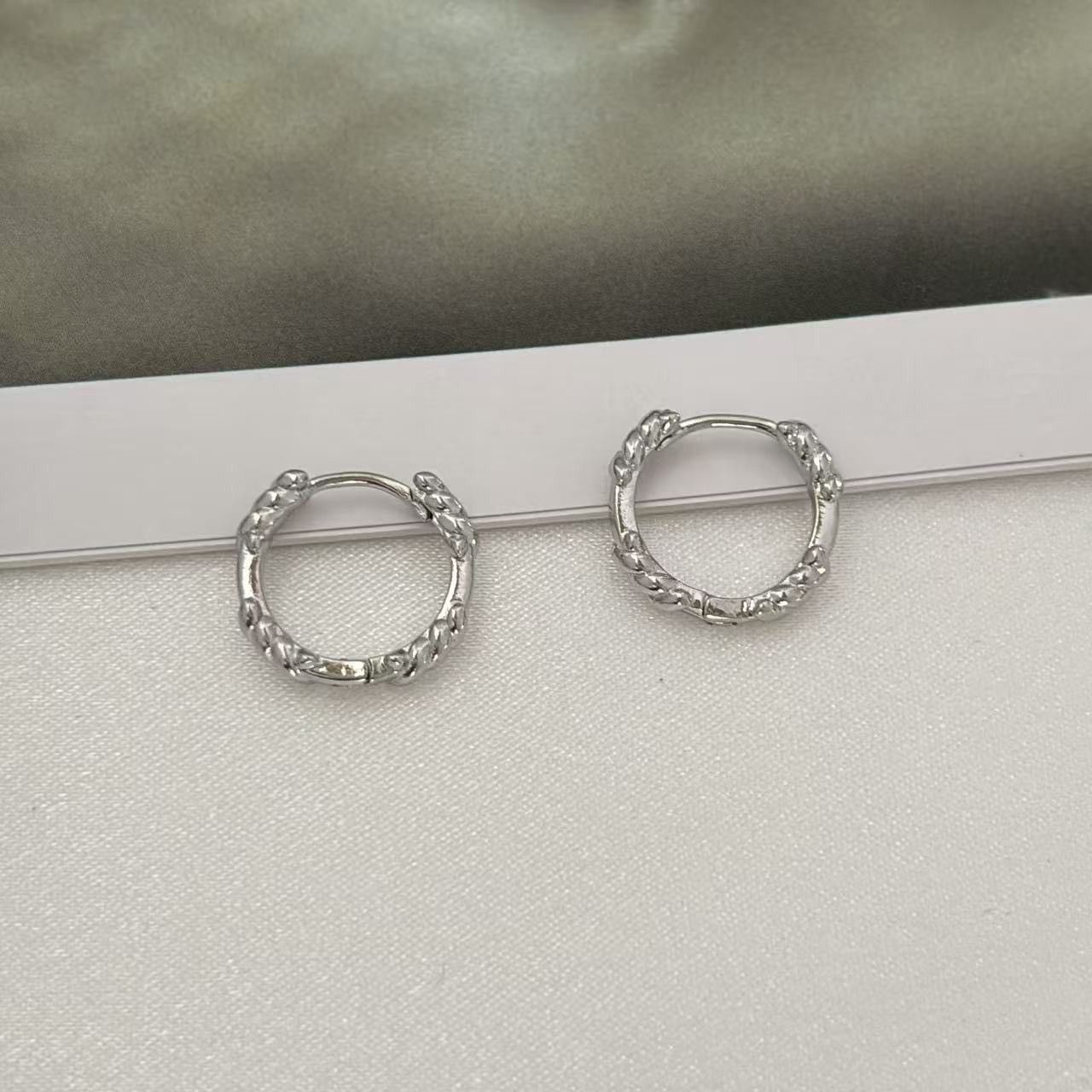 15mm Small Silver Hoop Earrings for Men Women Hip Hop Punk