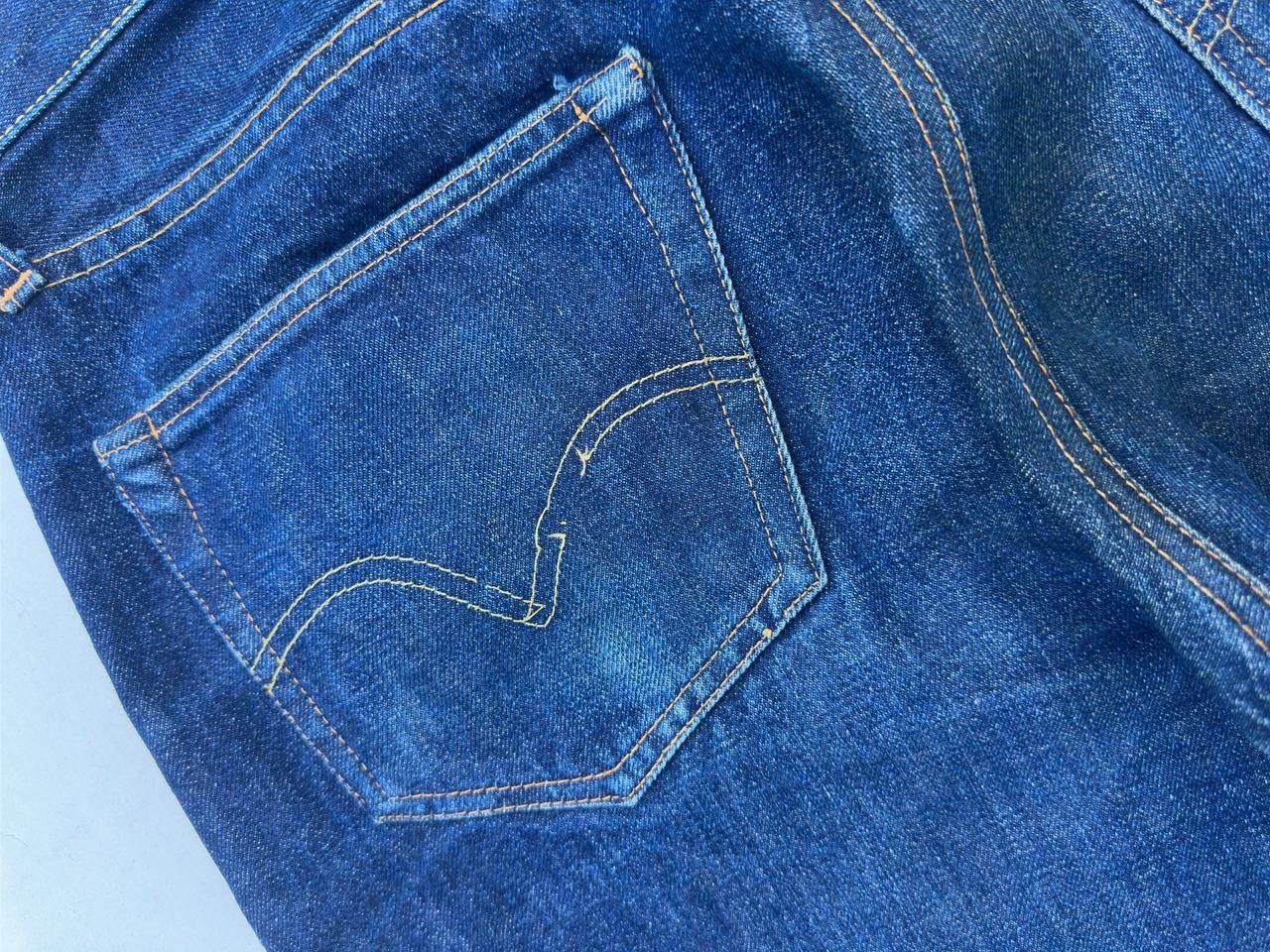 Levi's Vintage Clothing Early 1950s Levi’s 501XX Big E V-Stitch / J-Stamped Button Size US 32 / EU 48 - 20 Thumbnail