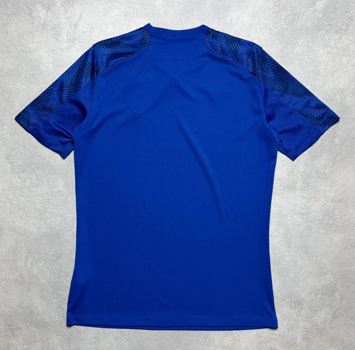 Macron Gillingham 2023 2024 Football Shirt Soccer Jersey Macron Size US S / EU 44-46 / 1 - 2 Thumbnail