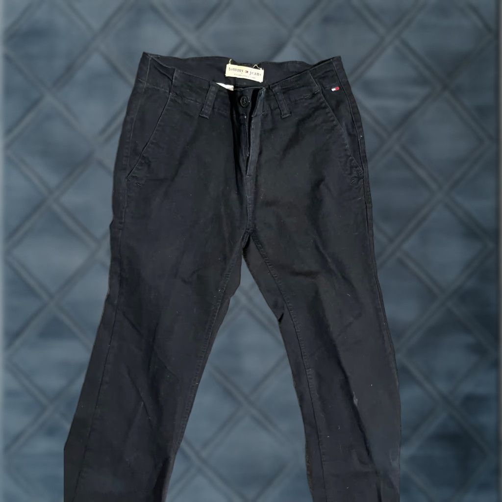 Vintage Tommy Jeans Women's Jeans Size 1 Stretch 31 Inseam Black Straight Leg Juniors 31in(Inseam) (Adult Women) Size 25" / US 0 / IT 36 - 1 Thumbnail