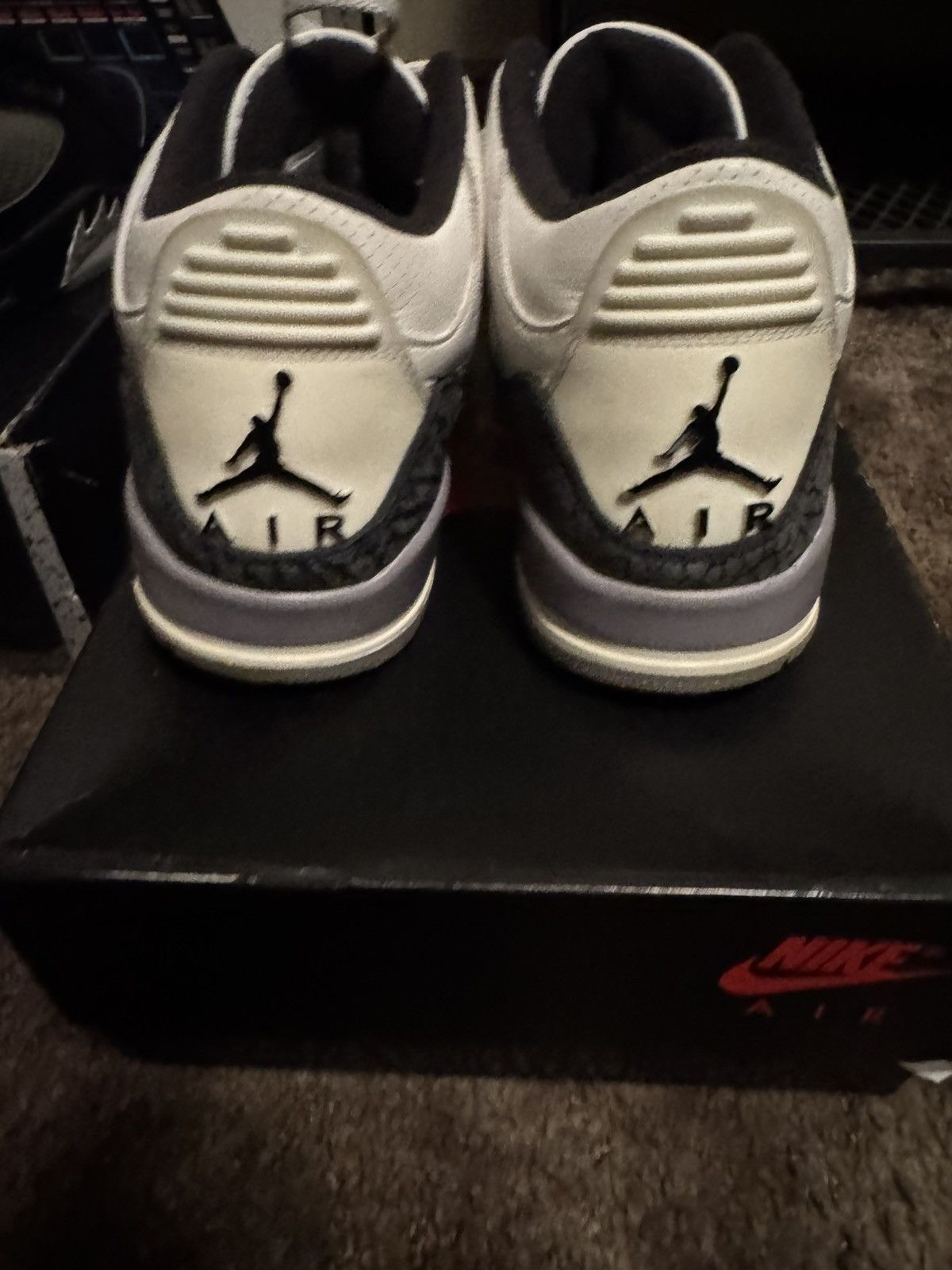 Jordan Brand Jordan 3 Cement Grey Size US 10 / EU 43 - 2 Thumbnail