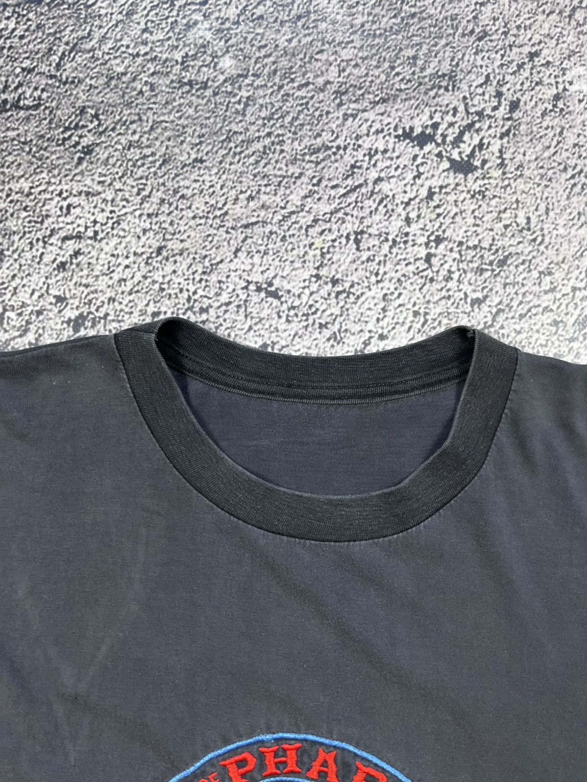 Vintage Vintage 90s Pharaoh faded one stitch embroidered tee XL Size US XL / EU 56 / 4 - 6 Thumbnail