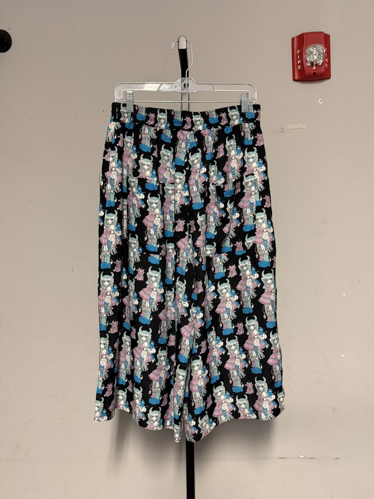 KIDILL Anime Girl Shorts Size US 30 / EU 46 - 2 Thumbnail