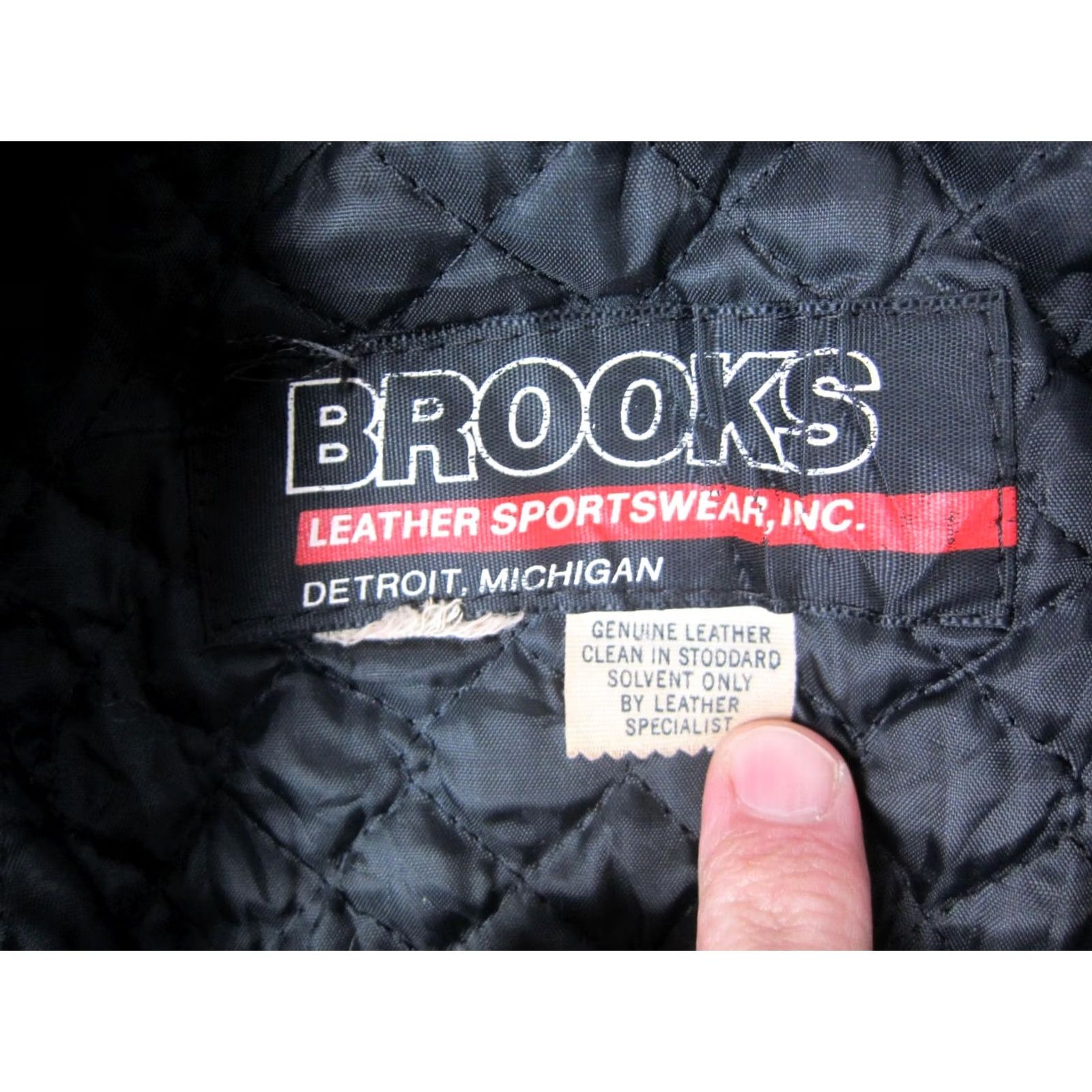 Brooks VINTAGE Brooks Leather Jacket Mens L Brown Bomber Coat 70s Full Zip Zipper Leather Lining 80s 90s Western Man Size US L / EU 52-54 / 3 - 4 Thumbnail
