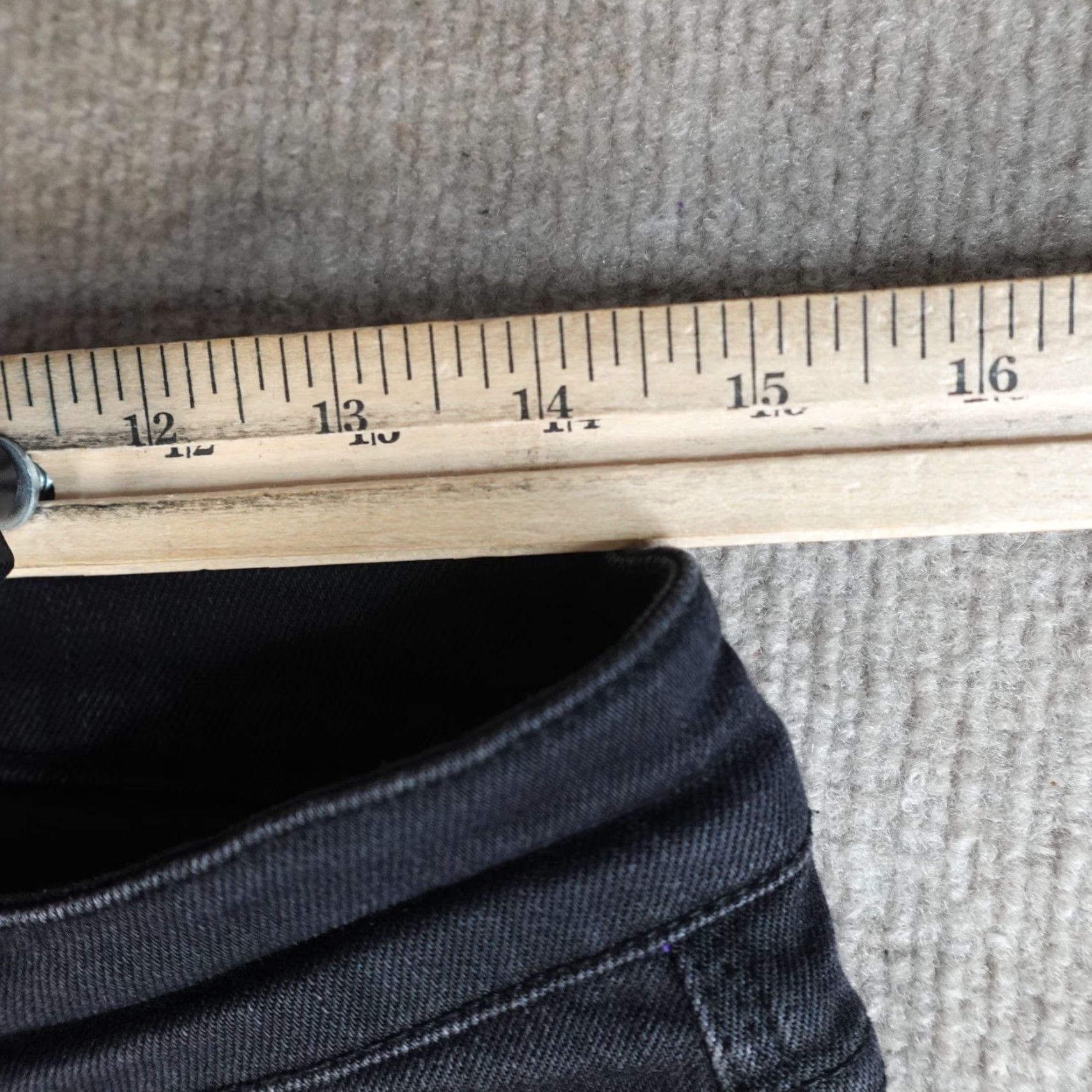 Vintage NEUW Jeans 29 x 31 Black Iggy Skinny Selvedge Denim Red Line Mens Regular 5-Pocket Button Fly Clothing Size US 29 - 5 Thumbnail