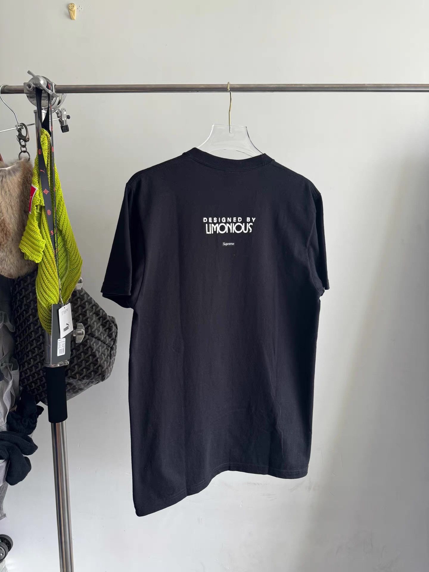 Supreme Supreme x Limonious Artist CollaborationShortSleeveTee Q17 Size US M / EU 48-50 / 2 - 2 Thumbnail