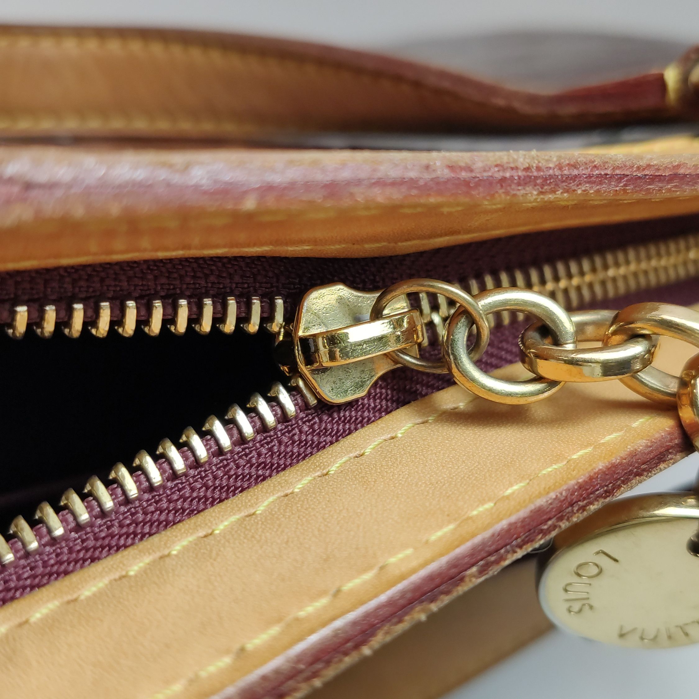 Louis Vuitton (LV) Brea doctor bag medium patent leather ve