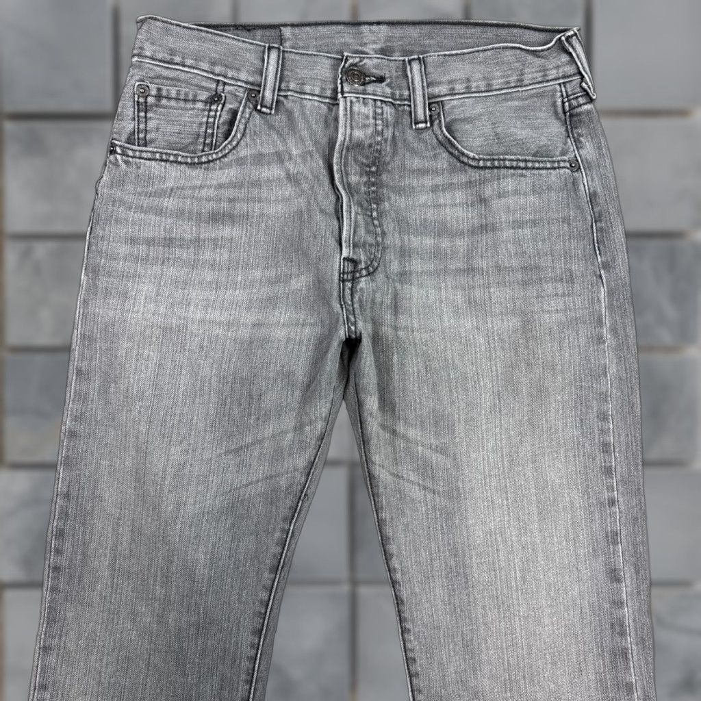 Levi's Levi's 501 Jeans Mens 30x30 Black Button Fly Denim Straight Classic Pants Size US 30 / EU 46 - 1 Thumbnail