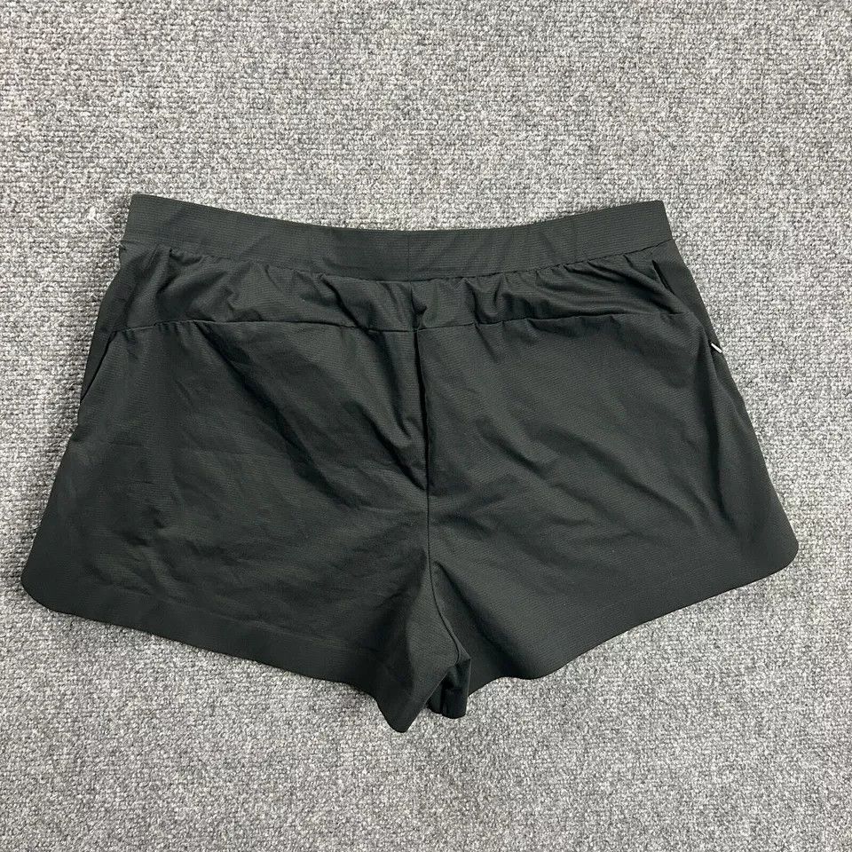 Uniqlo Uniqlo Shorts Womens Large Dry Athletic Stretch Drawstring Size 30" / US 8 / IT 44 - 4 Thumbnail