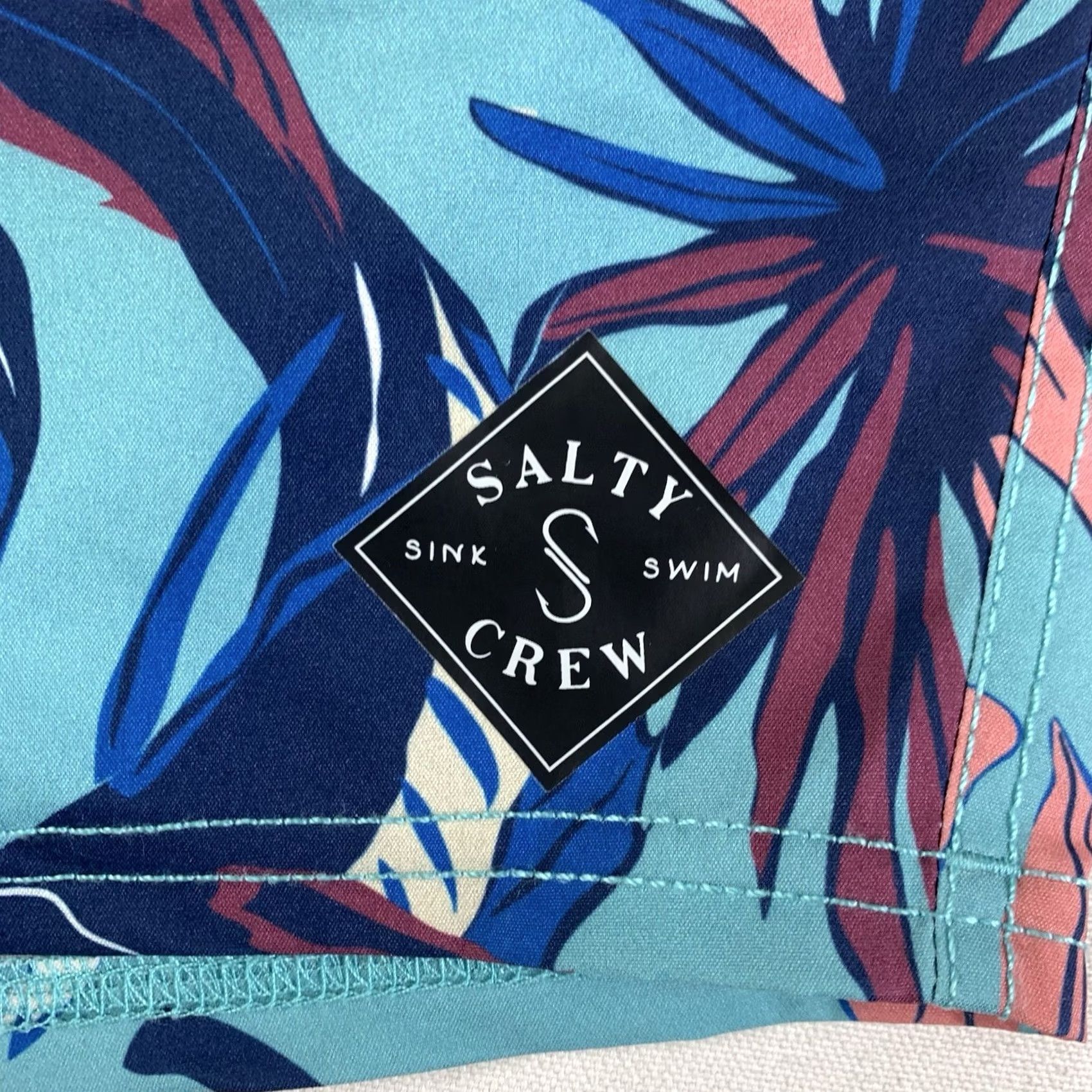 Vintage Salty Crew Swim Trunks Shorts Mens Medium Blue Pink Sailfish Mahi Elastic Waist Beach Fishing Athletic Tropical Size US 31 - 2 Thumbnail