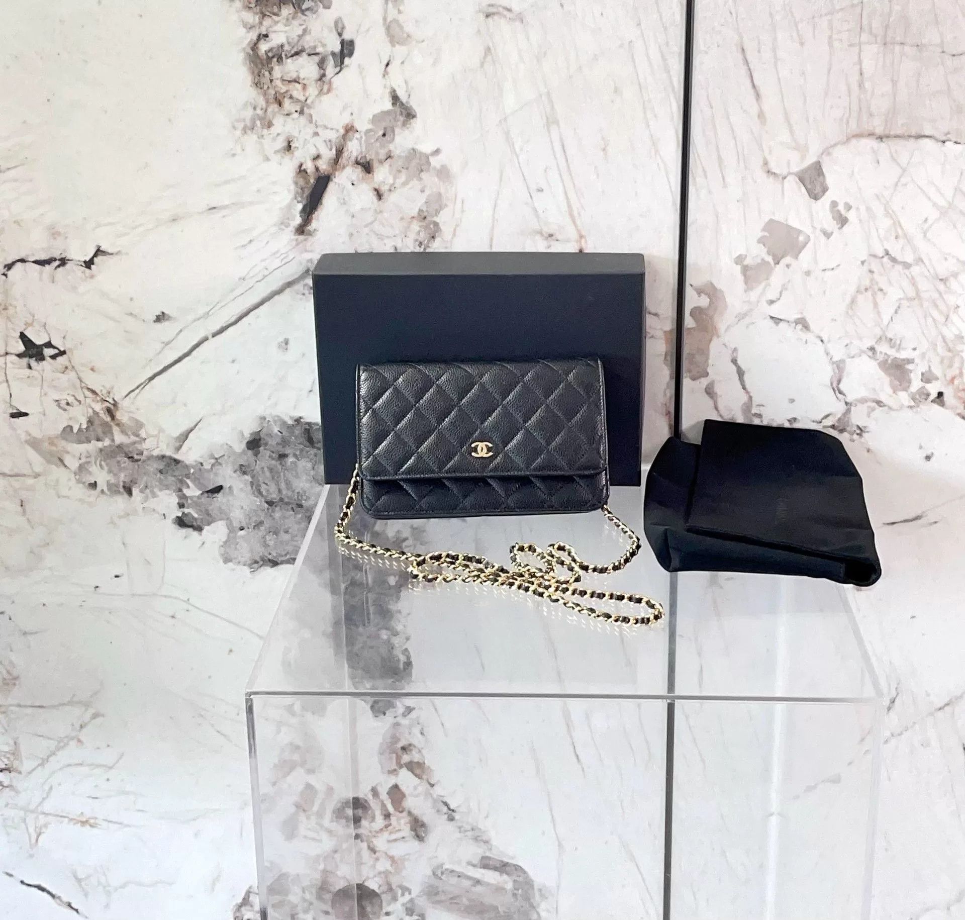 Chanel Pre-loved Bag Very good condition Size ONE SIZE - 1 Thumbnail