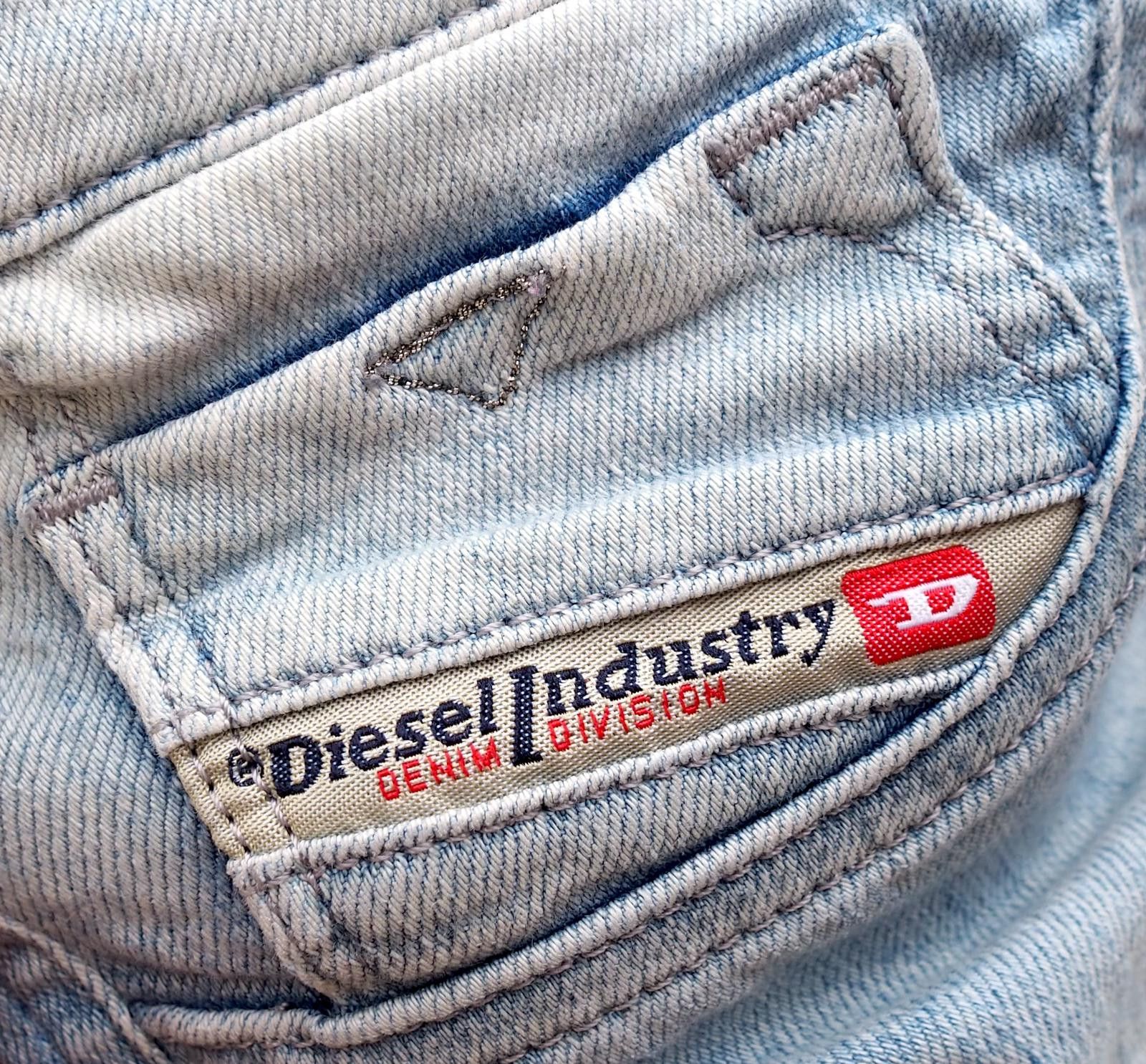 Diesel Diesel Livier Super Slim-Legging Stretch Jeans Size 25" / US 0 / IT 36 - 7 Thumbnail