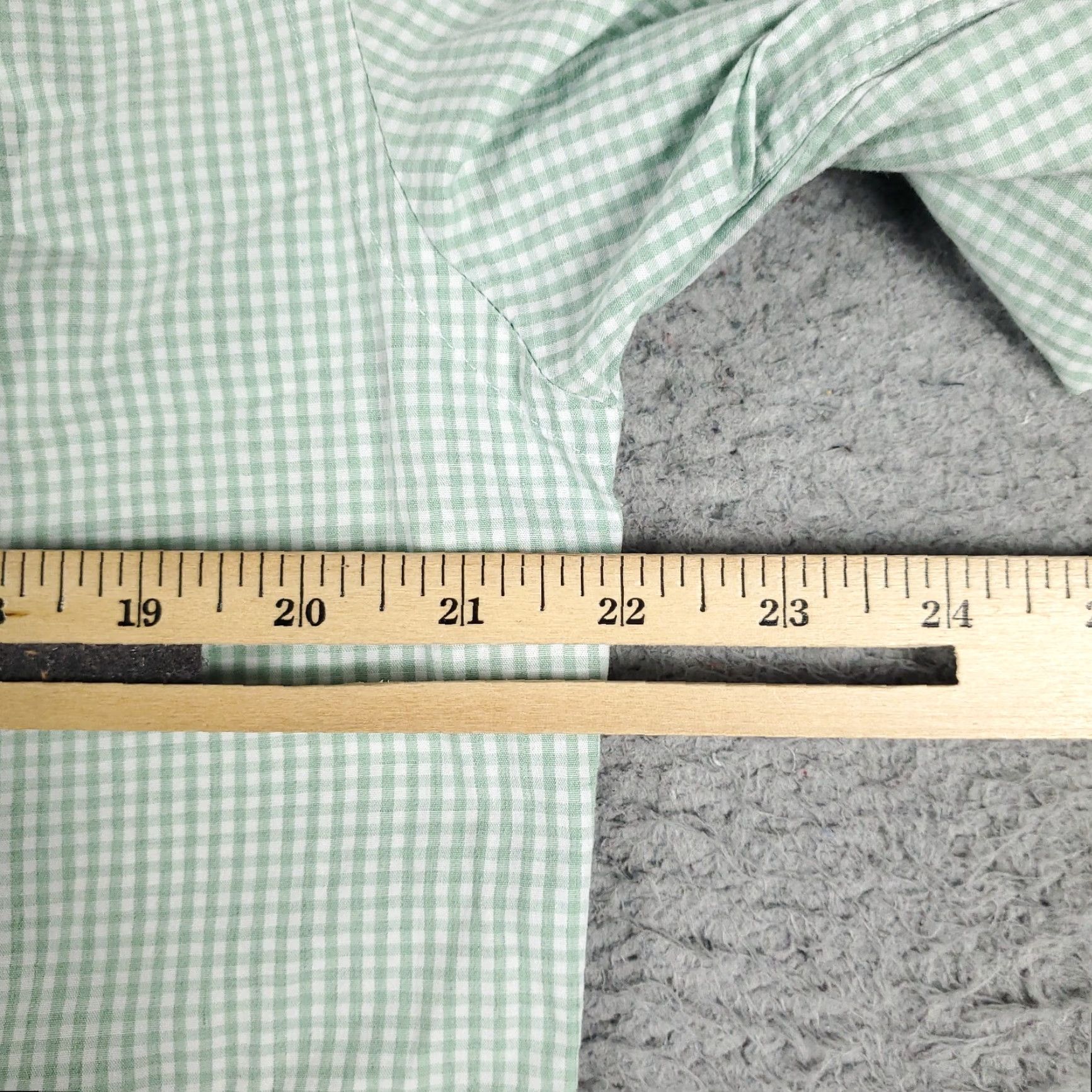 Tommy Hilfiger Tommy Hilfiger Shirt Mens 16 Green Check Dress Button Up Long Sleeve Shirt Dress Shirt Green 16 Tommy Hilfiger Men’s Button Up Dress Shirt Size 42R - 5 Thumbnail