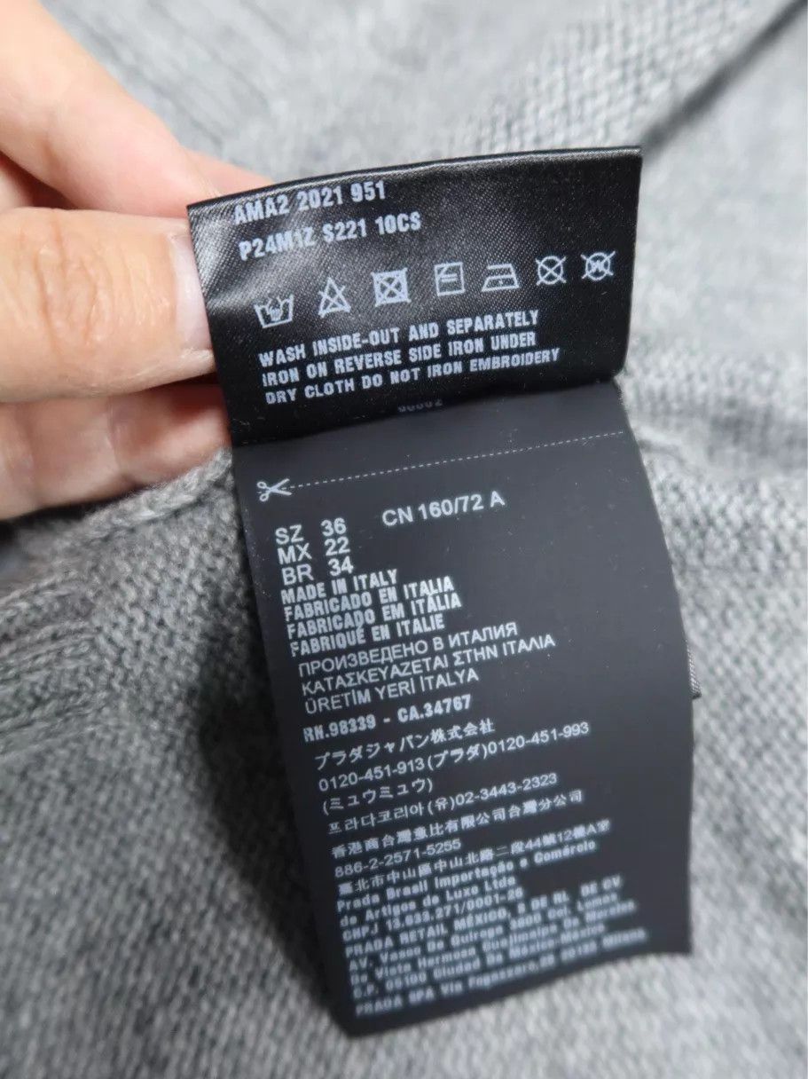 Prada PRADA SS22 Solid Crew Loose Short Knit Sweater Women Gray 36 Size XS / US 0-2 / IT 36-38 - 5 Thumbnail