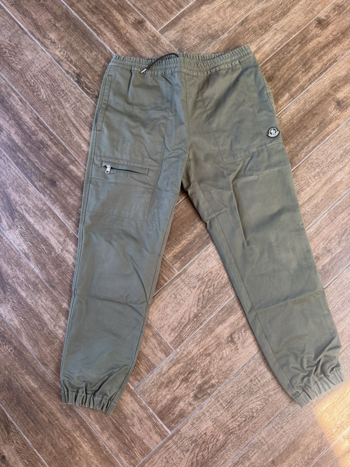 Moncler MONCLER ZIP POCKET CARGO Size US 34 / EU 50 - 1 Thumbnail