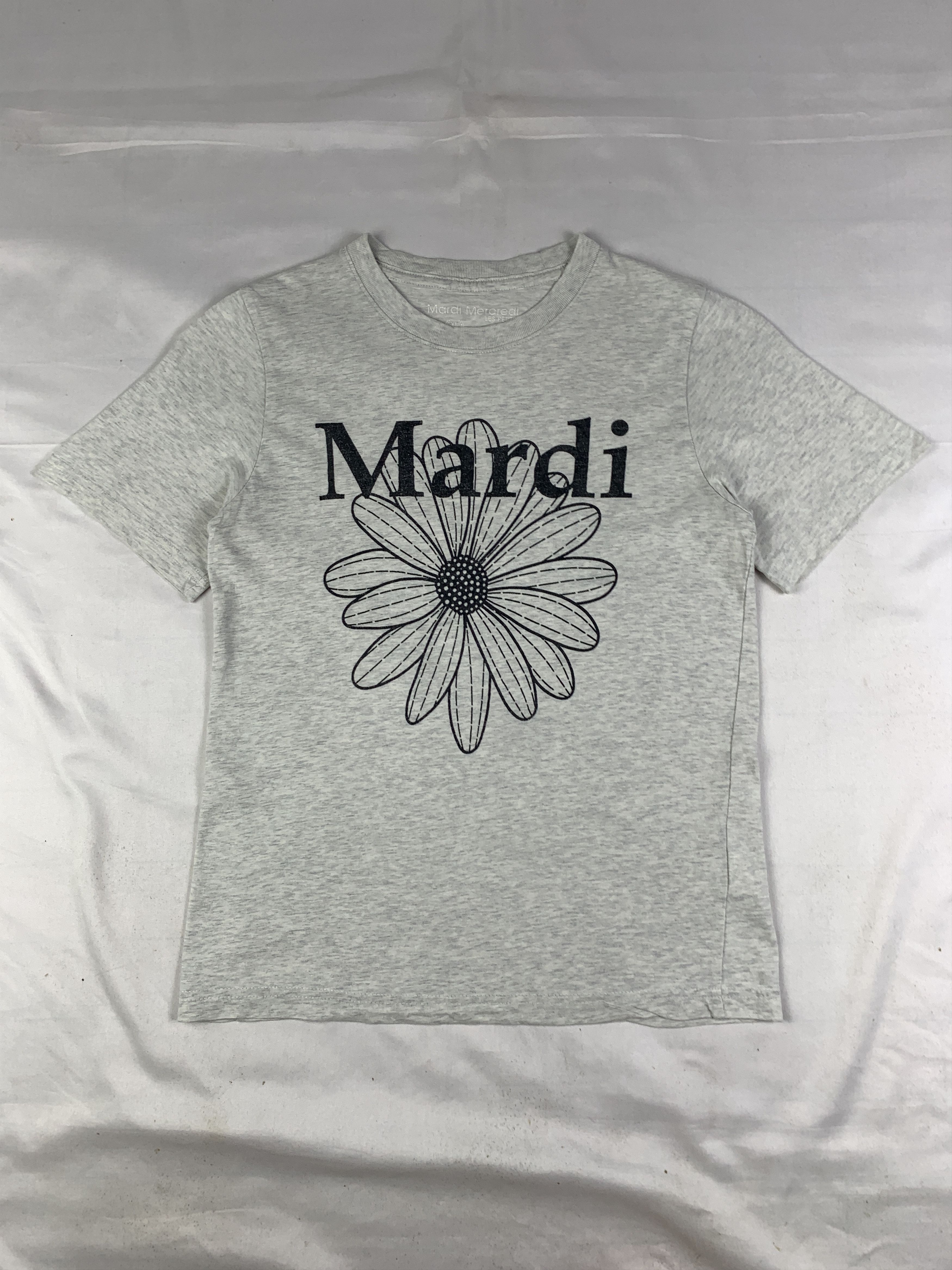 Japanese Brand Mardi Mercredi Les Petites Gray Tee (S) Size S / US 4 / IT 40 - 1 Thumbnail