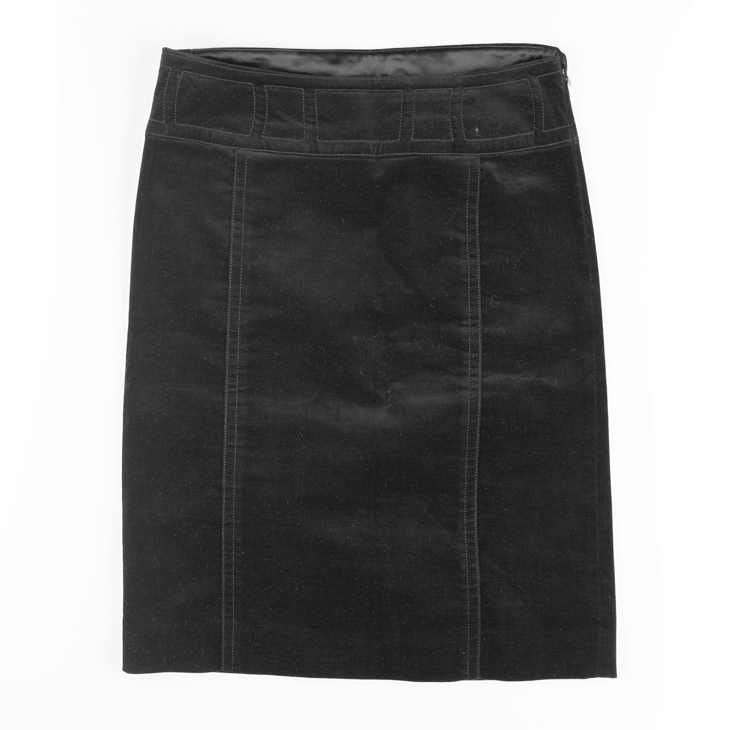 Gucci Gucci by Tom Ford Black Vintage Velvet Midi Skirt (S) Size 26" / US 2 / IT 38 - 3 Thumbnail