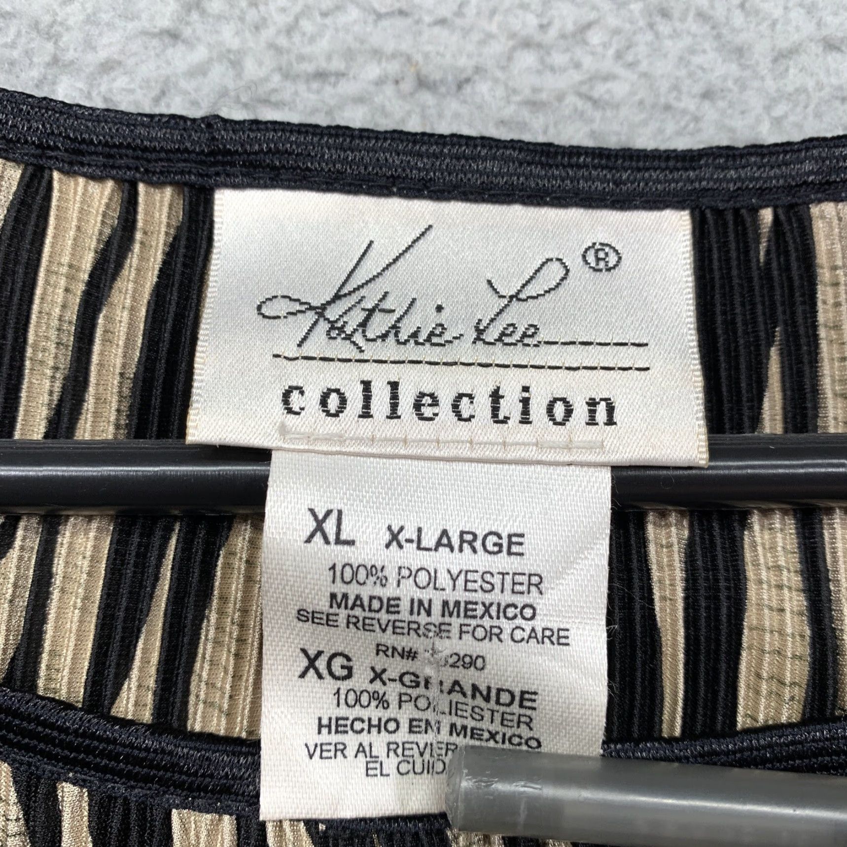 Lee KATHIE LEE Pullover Top Woman's XL Black Tan Textured Soft Stretch Short Sleeve Size XL / US 12-14 / IT 48-50 - 7 Thumbnail