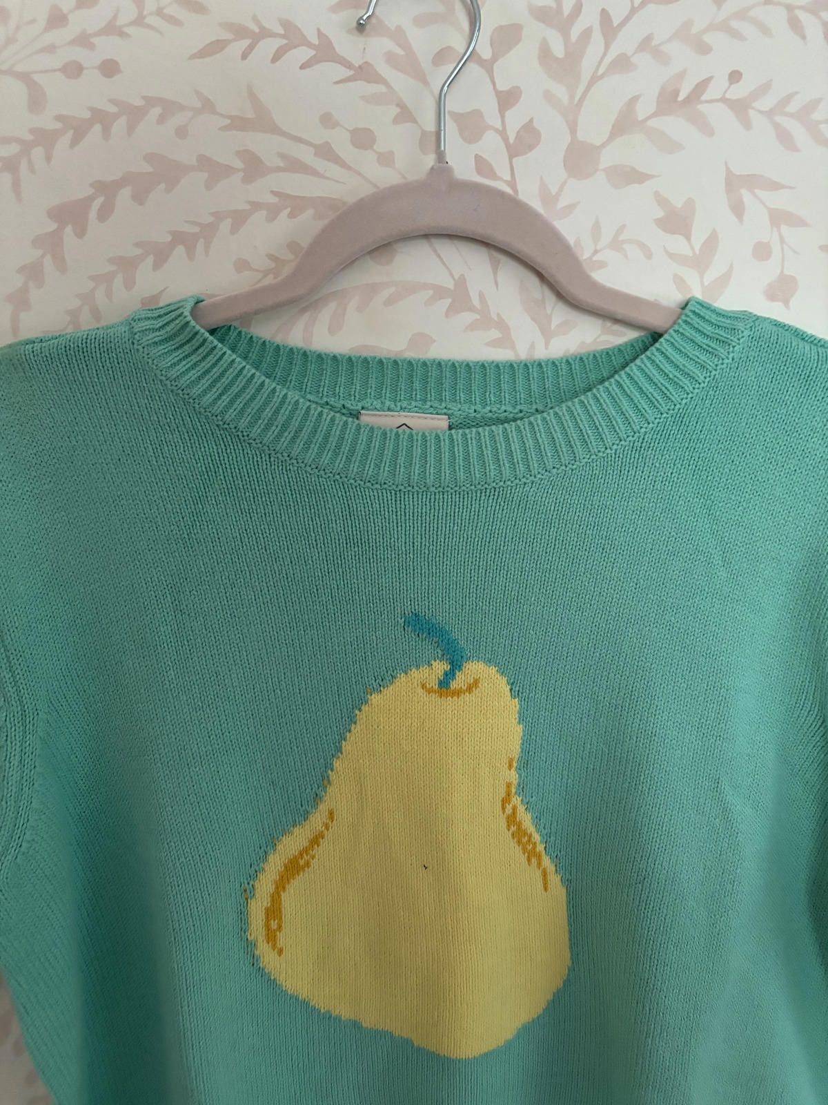 St. Johns Bay NWT Women's Knit Sweater with Pear Design - Size M Size M / US 6-8 / IT 42-44 - 3 Thumbnail
