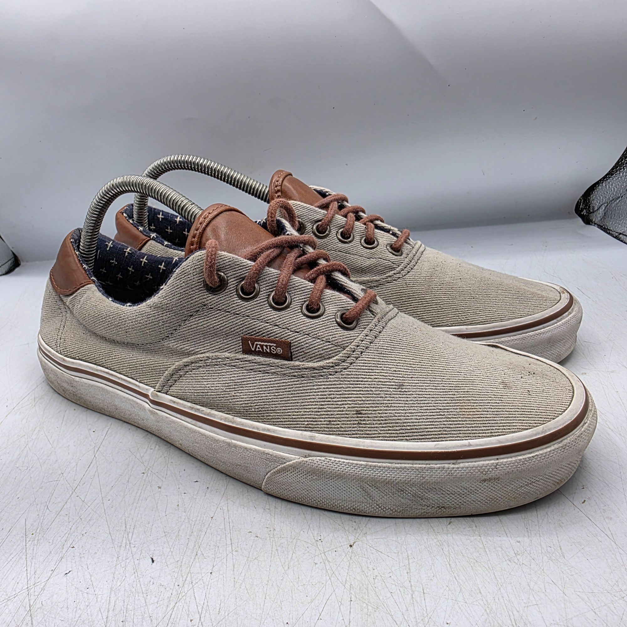 Vans Vans Old Skool Mens 10 Beige Sneaker Shoes Casual Walking Ou Size US 10 / EU 43 - 1 Thumbnail