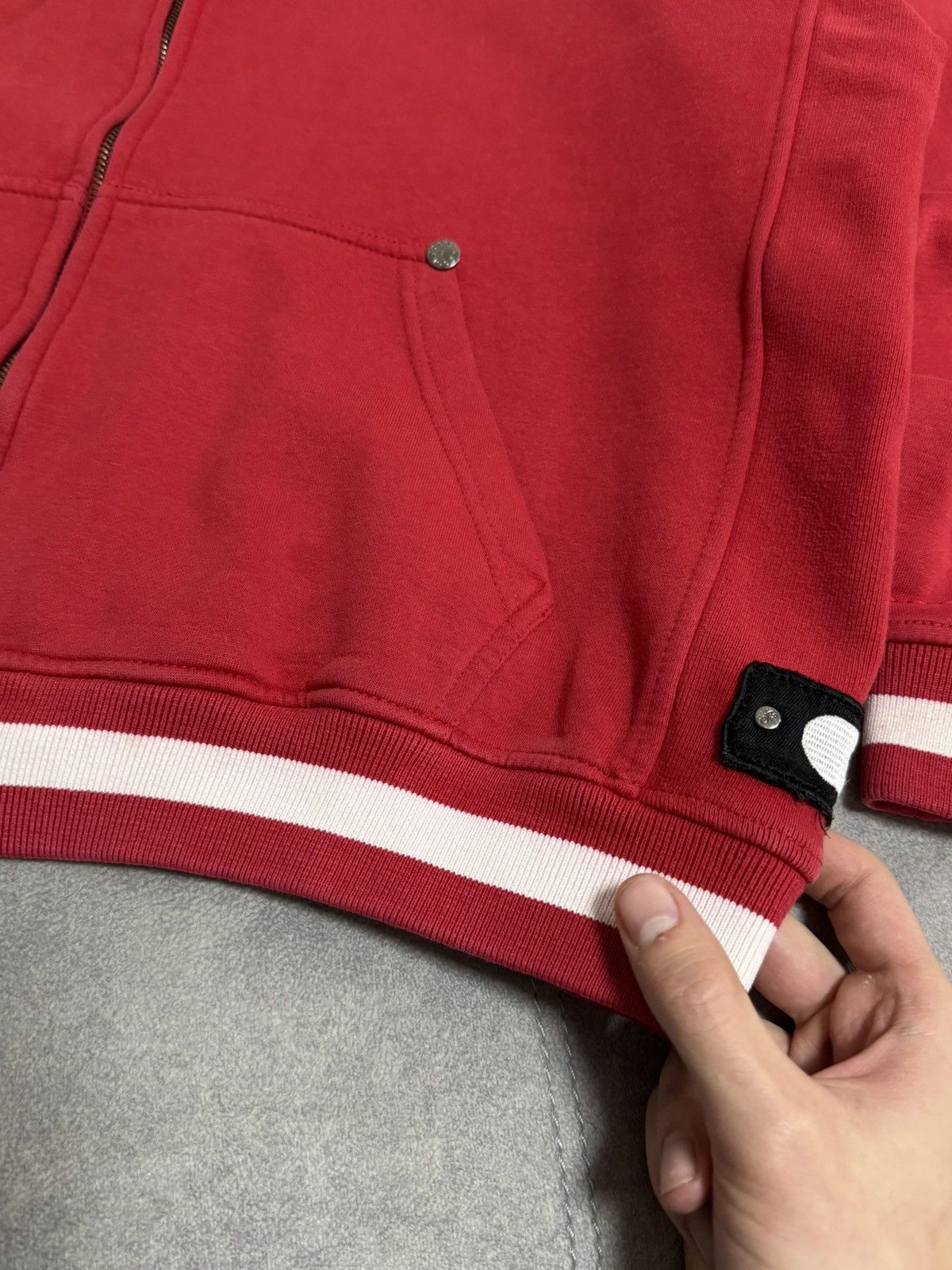 Coogi Vintage Coogi Red Classic Men’s Hoodie Size XL Size US XL / EU 56 / 4 - 4 Thumbnail