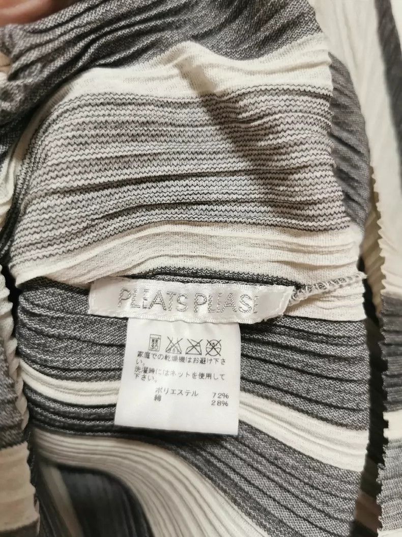 Issey Miyake Issey Miyake size:3 Black and white pleated striped top Size XS / US 0-2 / IT 36-38 - 4 Thumbnail