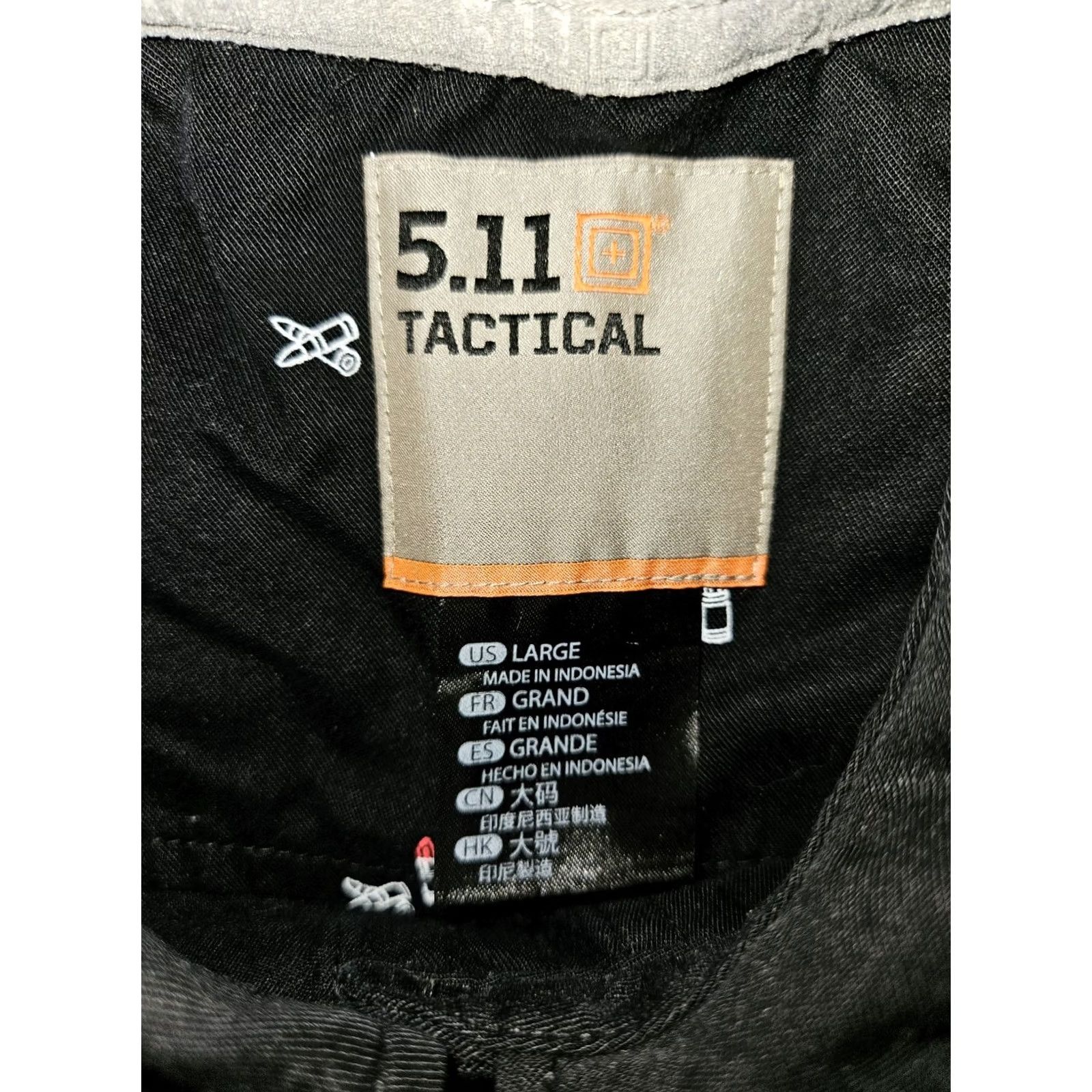 Vintage 5.11 Tactical Womens Large Black AOP Cosmetic Workwear Roll Tab Button Up Shirt Size L / US 10 / IT 46 - 2 Thumbnail