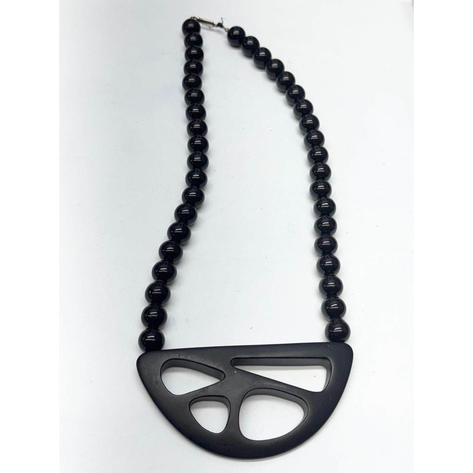 Vintage black beaded wood pendant necklace