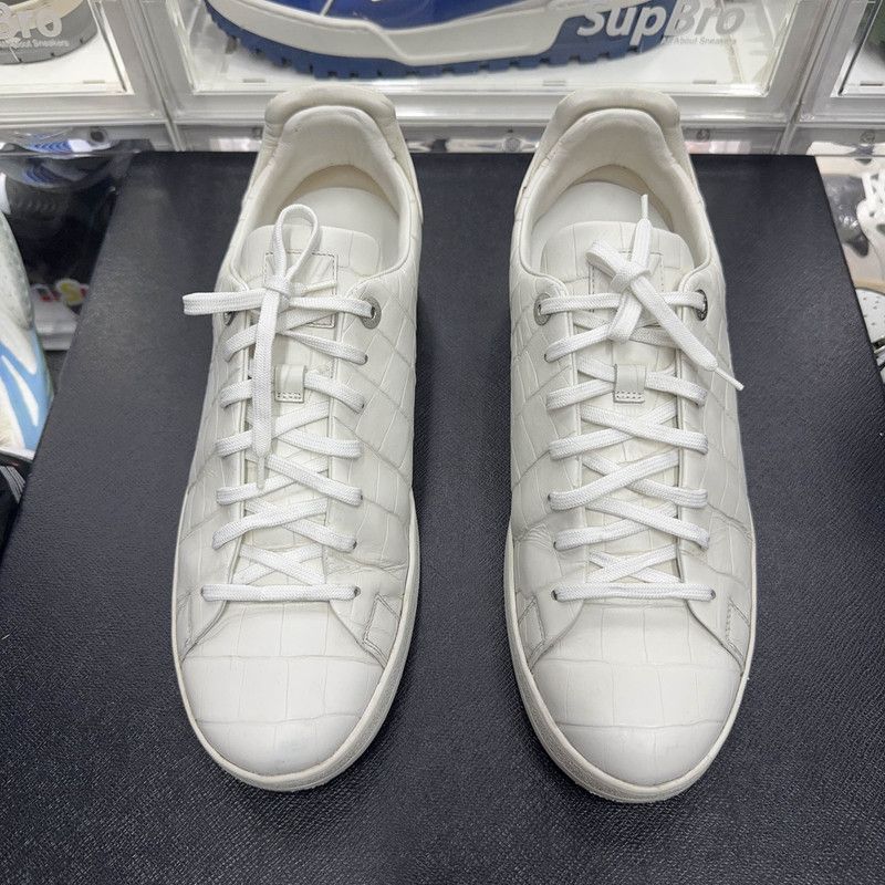 Louis Vuitton Louis Vuitton White Crocodile Casual Sneakers - Size US 10.5 / EU 43-44 - 2 Thumbnail