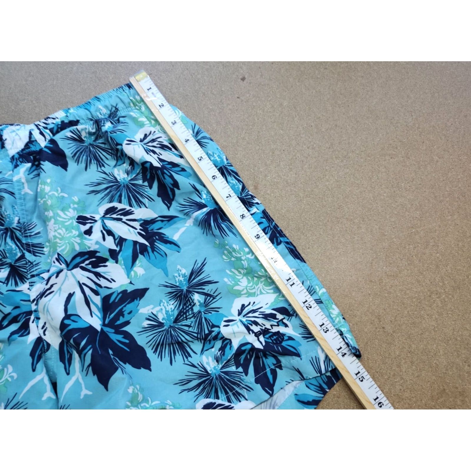 Gant GANT Shorts Mens Size S Swim Summer Palms Small Drawstring Surf Print Size US 29 - 3 Thumbnail