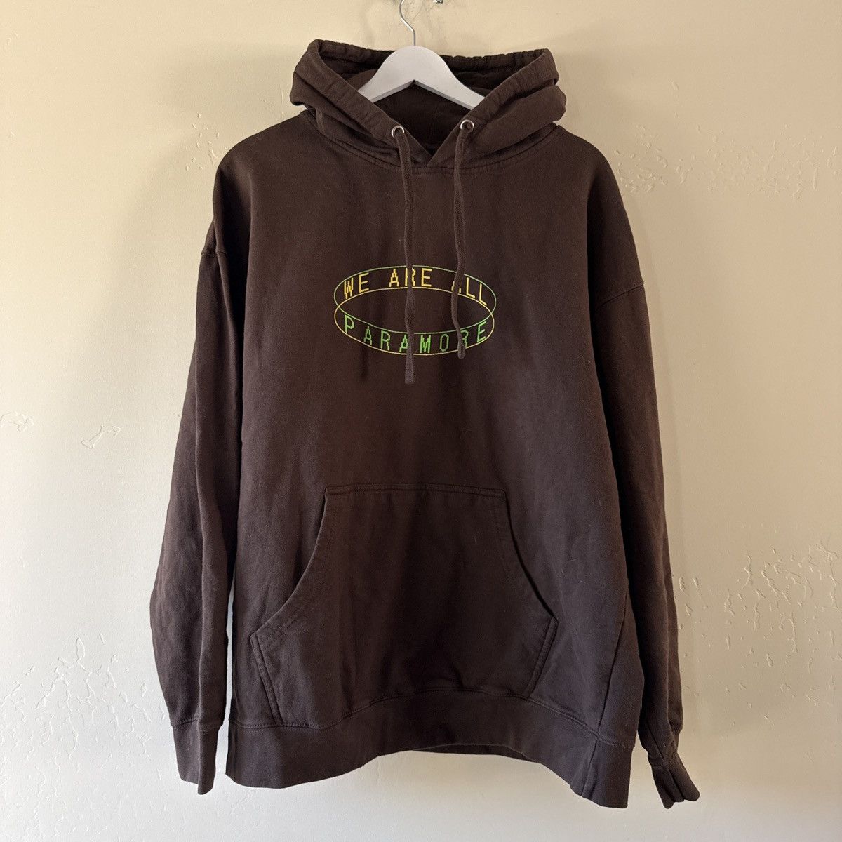 Band Tees Paramore Hoodie Size US XL / EU 56 / 4 - 1 Thumbnail