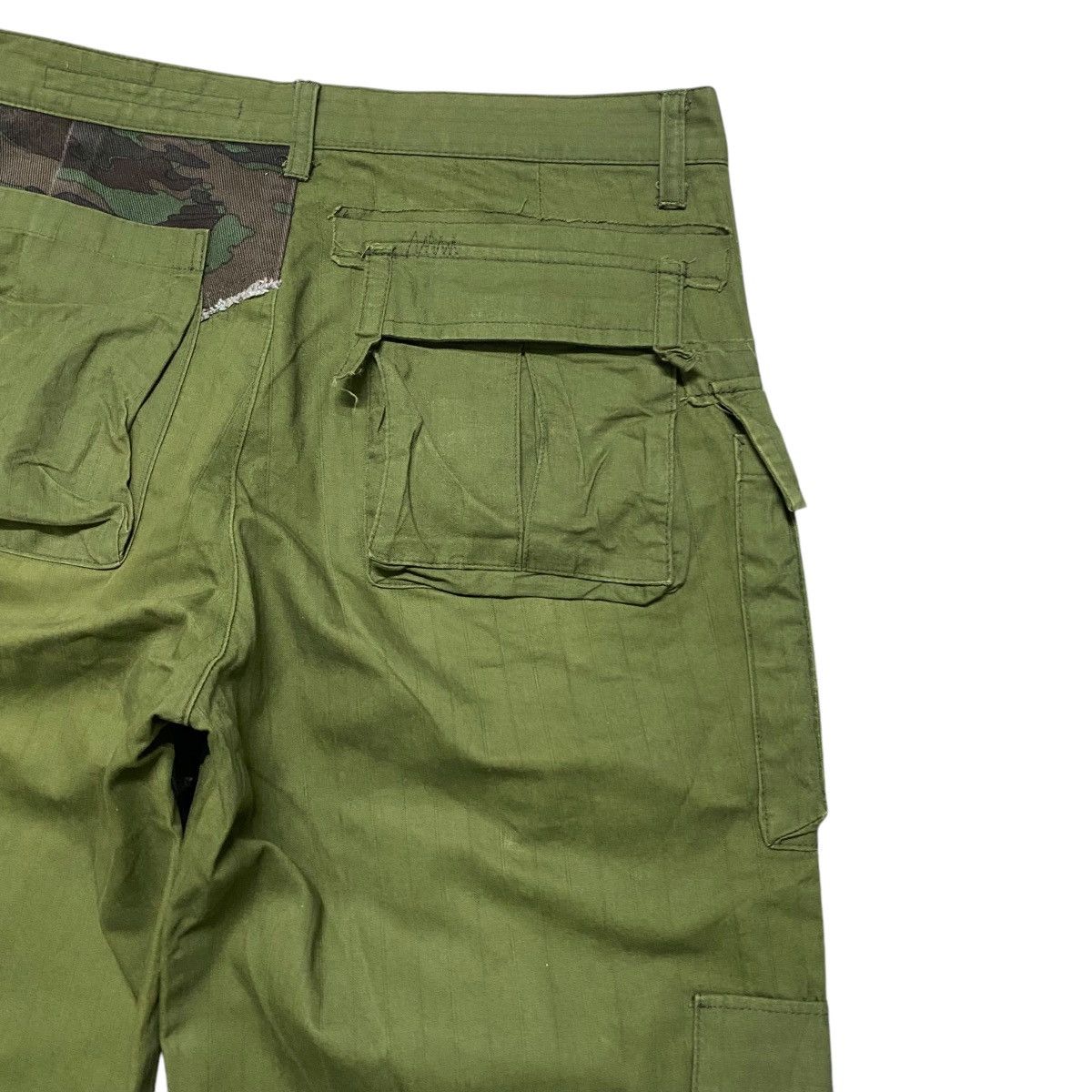 Issey Miyake Vintage Sunaokuwahara Military Patchwork Combat Pants Size 30" / US 8 / IT 44 - 12 Thumbnail