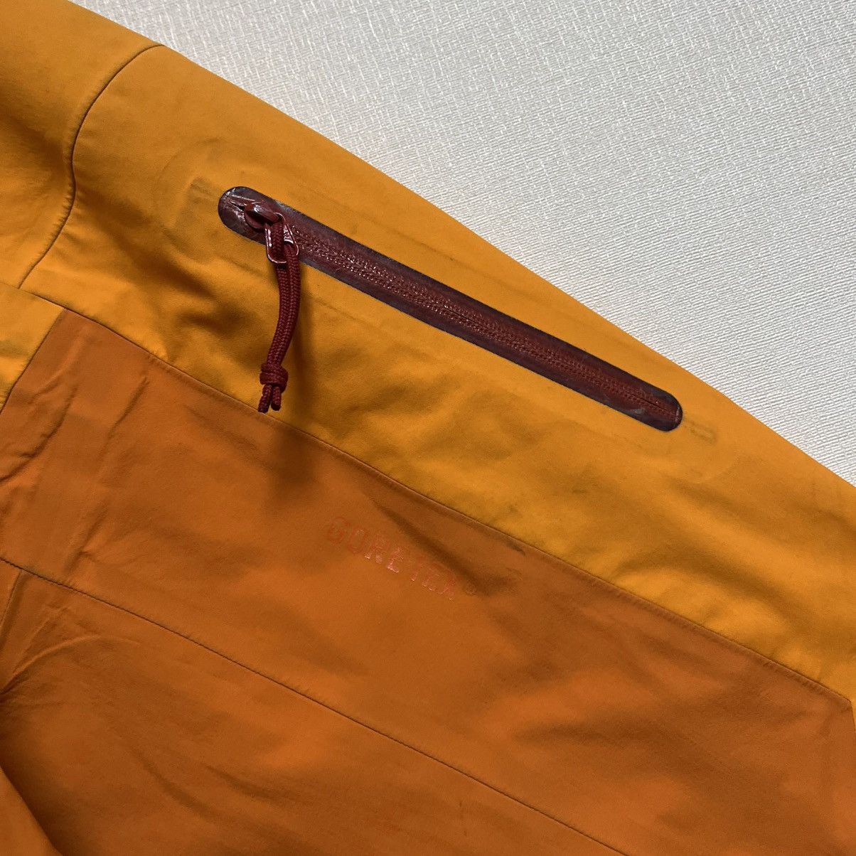 Arc'teryx Men's Arcteryx Beta Gore-Tex Jacket Recco Gorpcore Size US L / EU 52-54 / 3 - 9 Thumbnail
