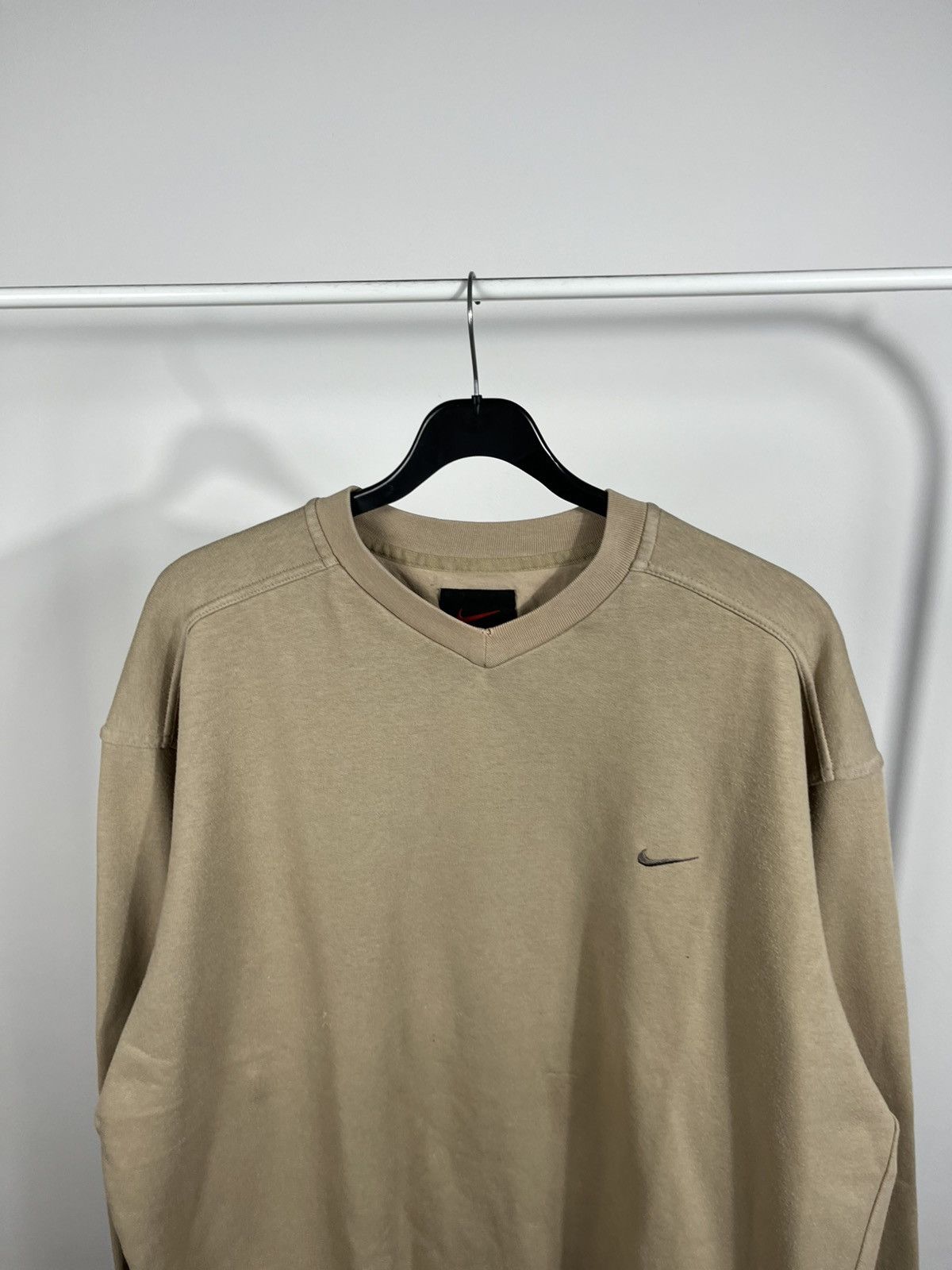 Nike Nike Vintage Sweatshirt Men’s XL Beige V Neck Classic Logo Size US XL / EU 56 / 4 - 2 Thumbnail